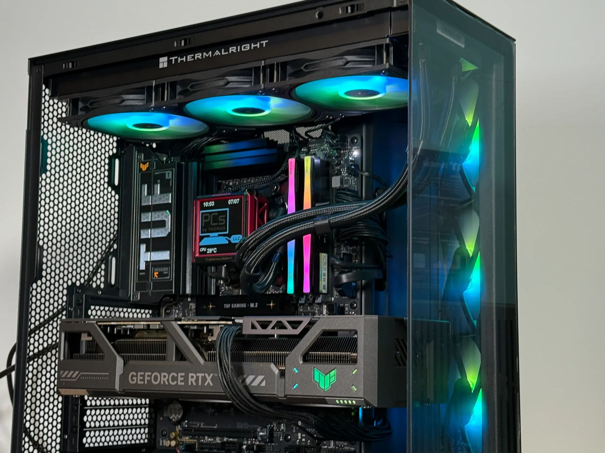 RTX 5090 Ryzen 9950x3d Gaming/Workstation Behemoth 64gb DDR5 4TB SSD