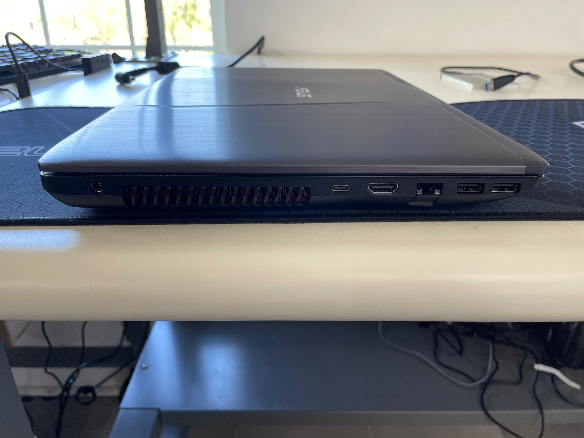 Asus GL552V (8GB RAM)