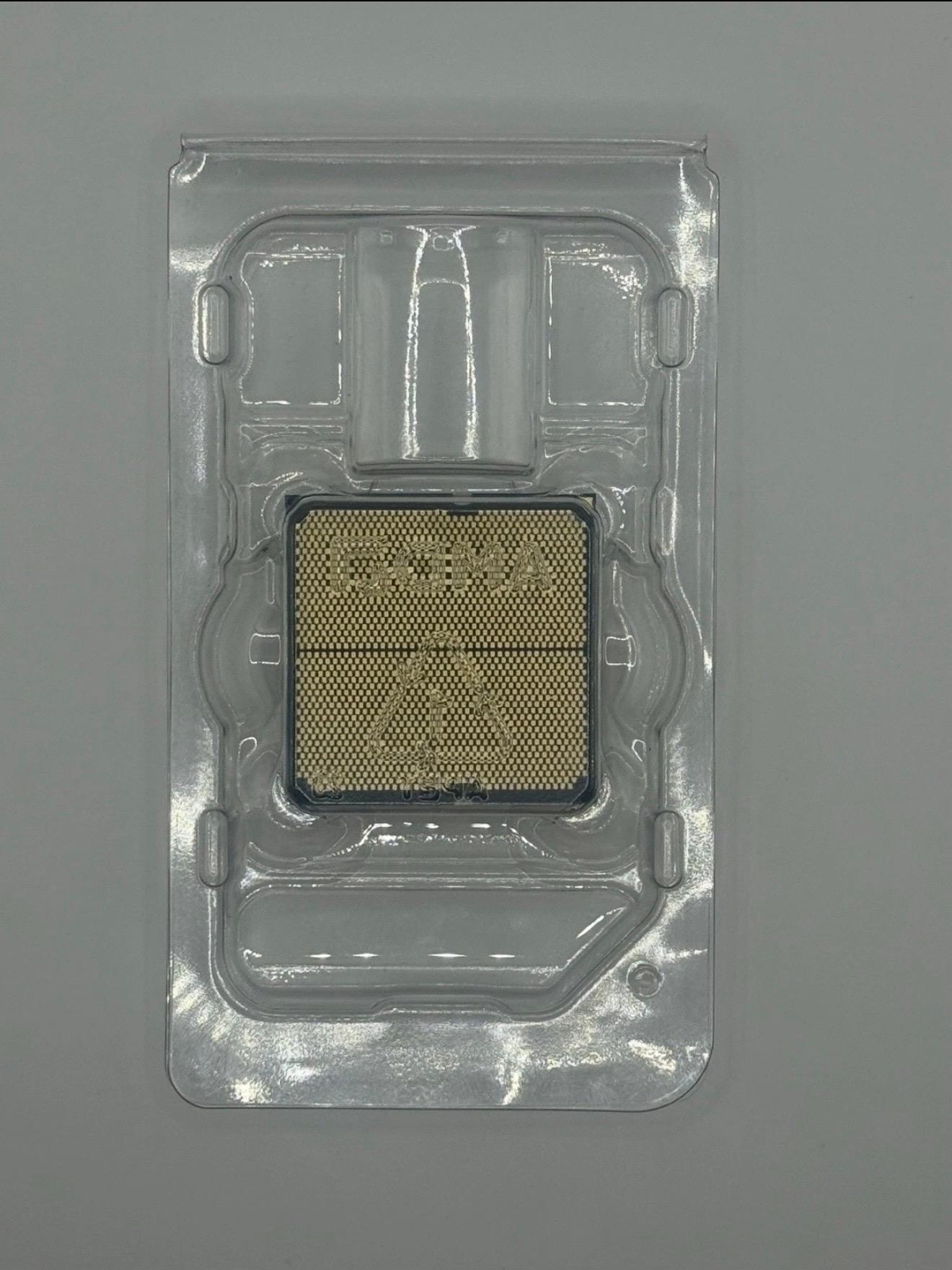 AMD Ryzen 9 9900X