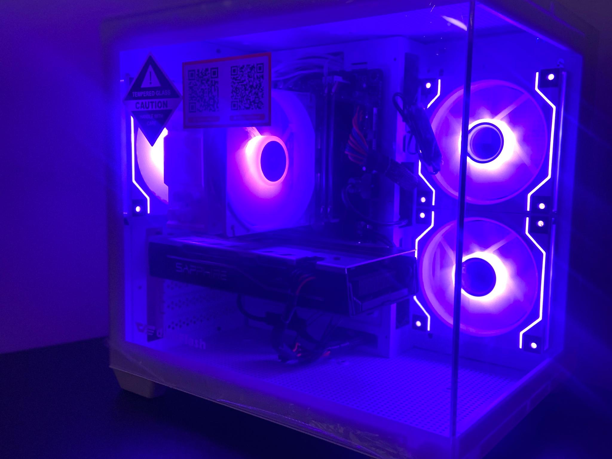 Custom White Gaming PC | Intel i7 | RX 580 8GB | 16GB RAM |