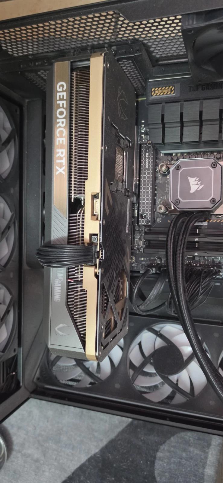 ZOTAC GAMING GeForce RTX 5090 SOLID OC