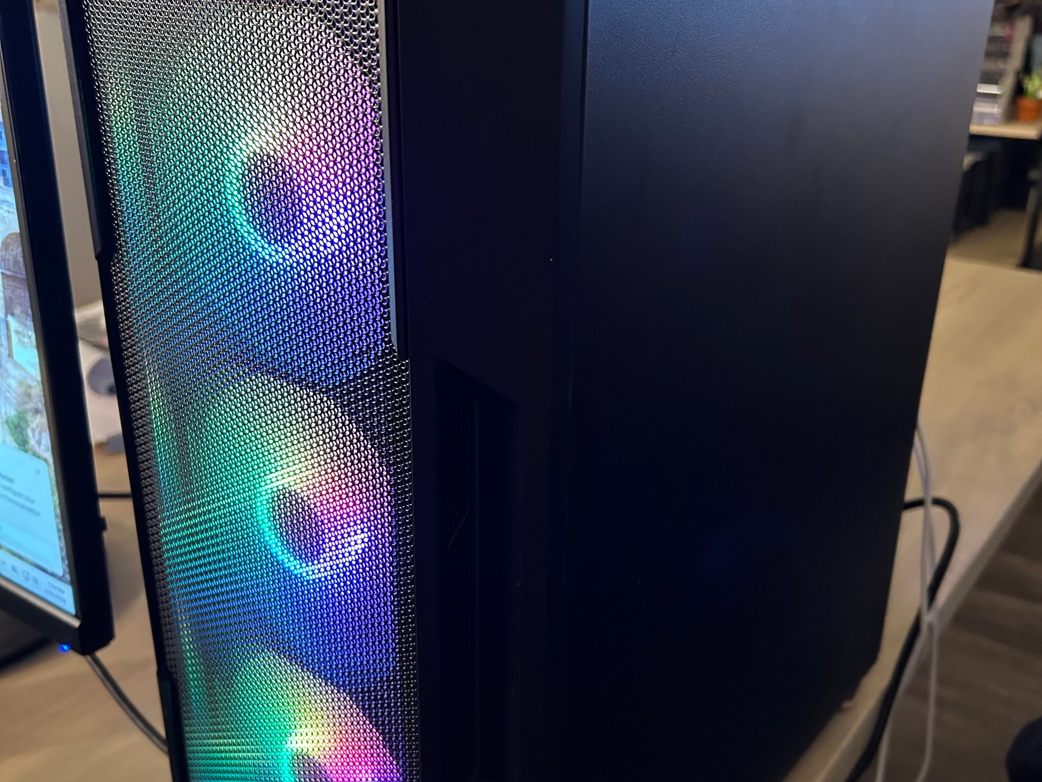 Solid 1080p Gaming/School PC - i7-6700k & Vega 56 8GB VRAM w/16GB 2133mhz RAM/1.25TB - WIN11