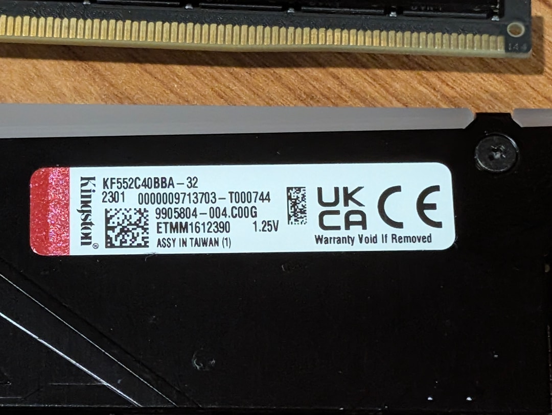 KINGSTON FURY BEAST RGB 64GB DDR5 (32x2) 5200MHz CL40 | Jawa