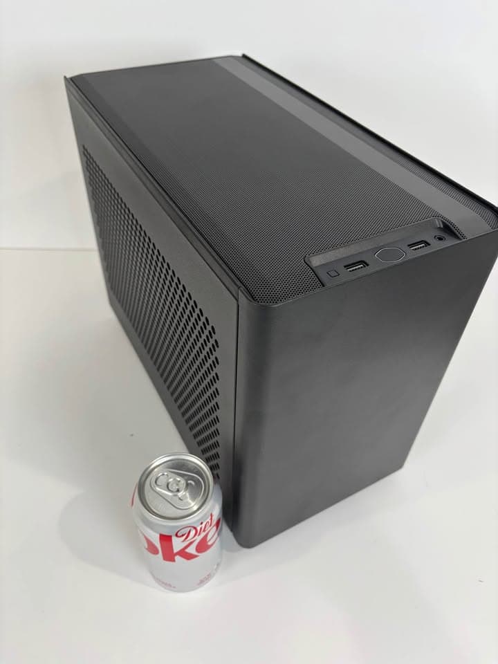 NR200 AMD 7600X+7600XT Compact Productivity