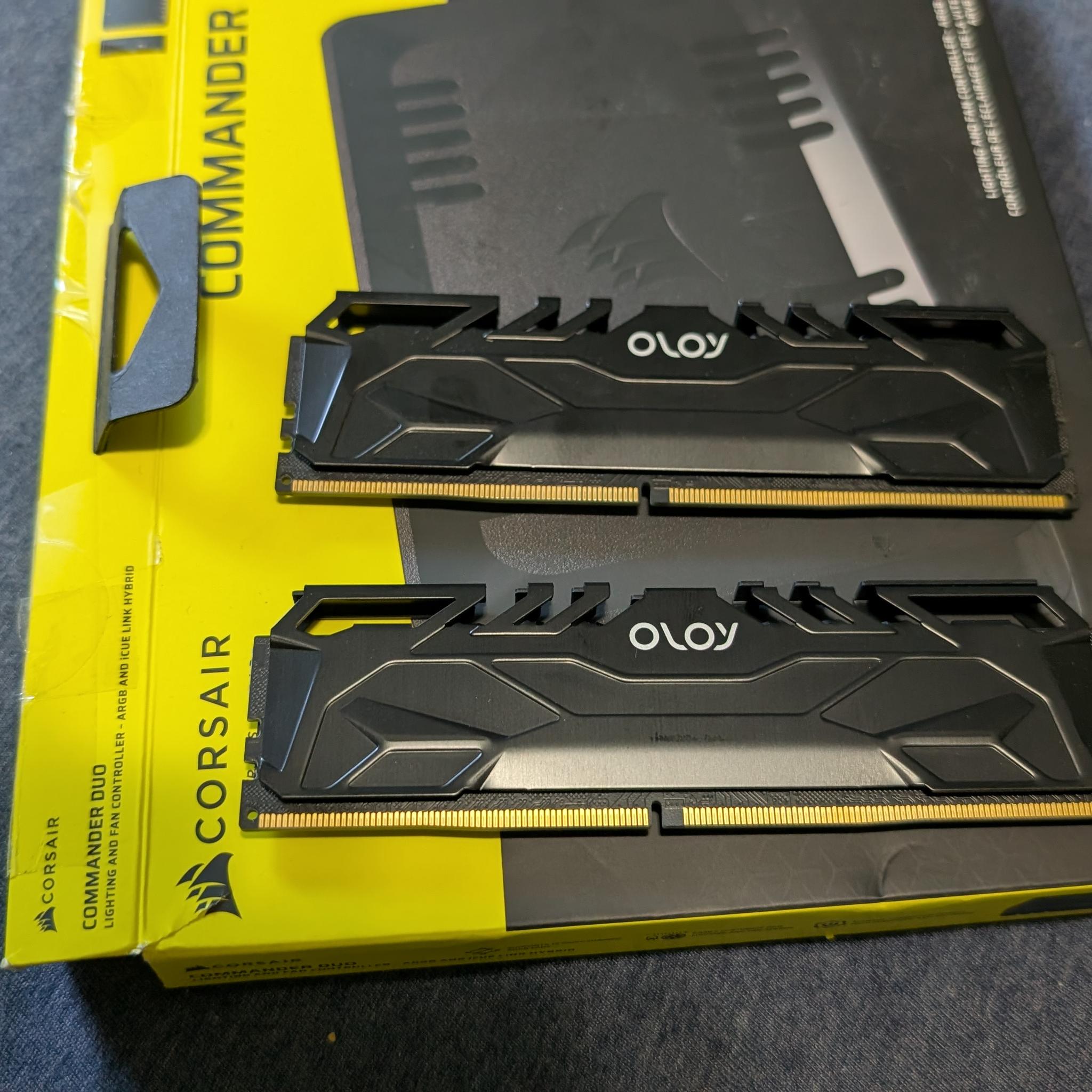 Oloy 16gb ddr4 ram (2x8)