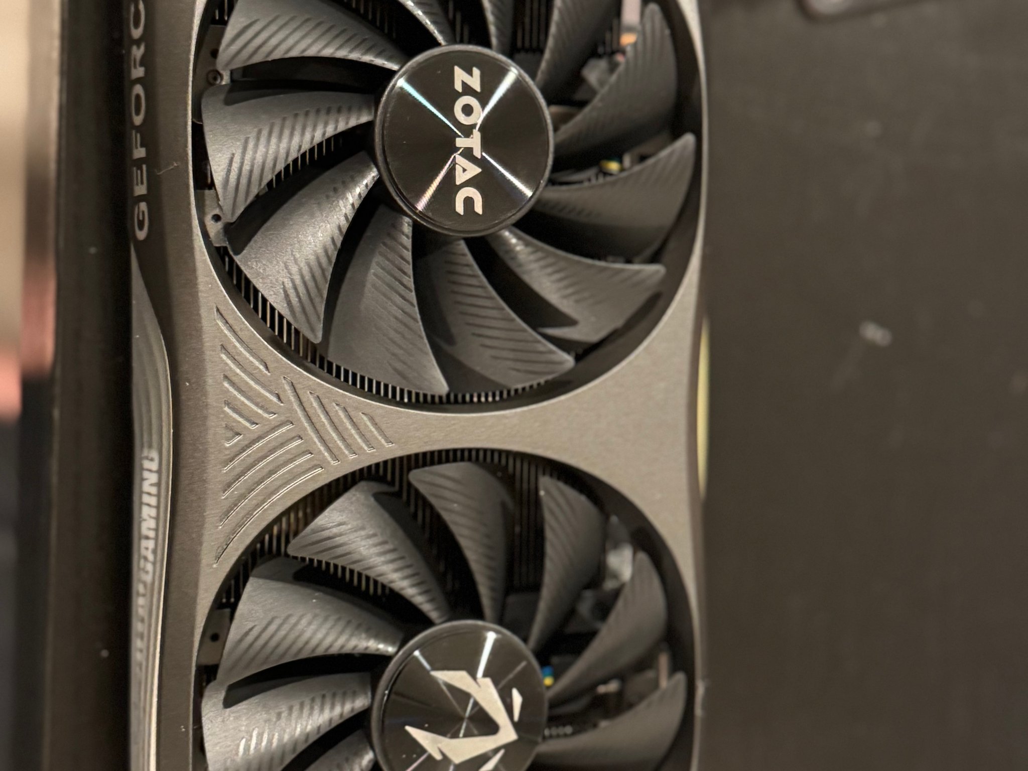 ZOTAC GAMING GeForce RTX 4060 Ti 8GB Twin Edge