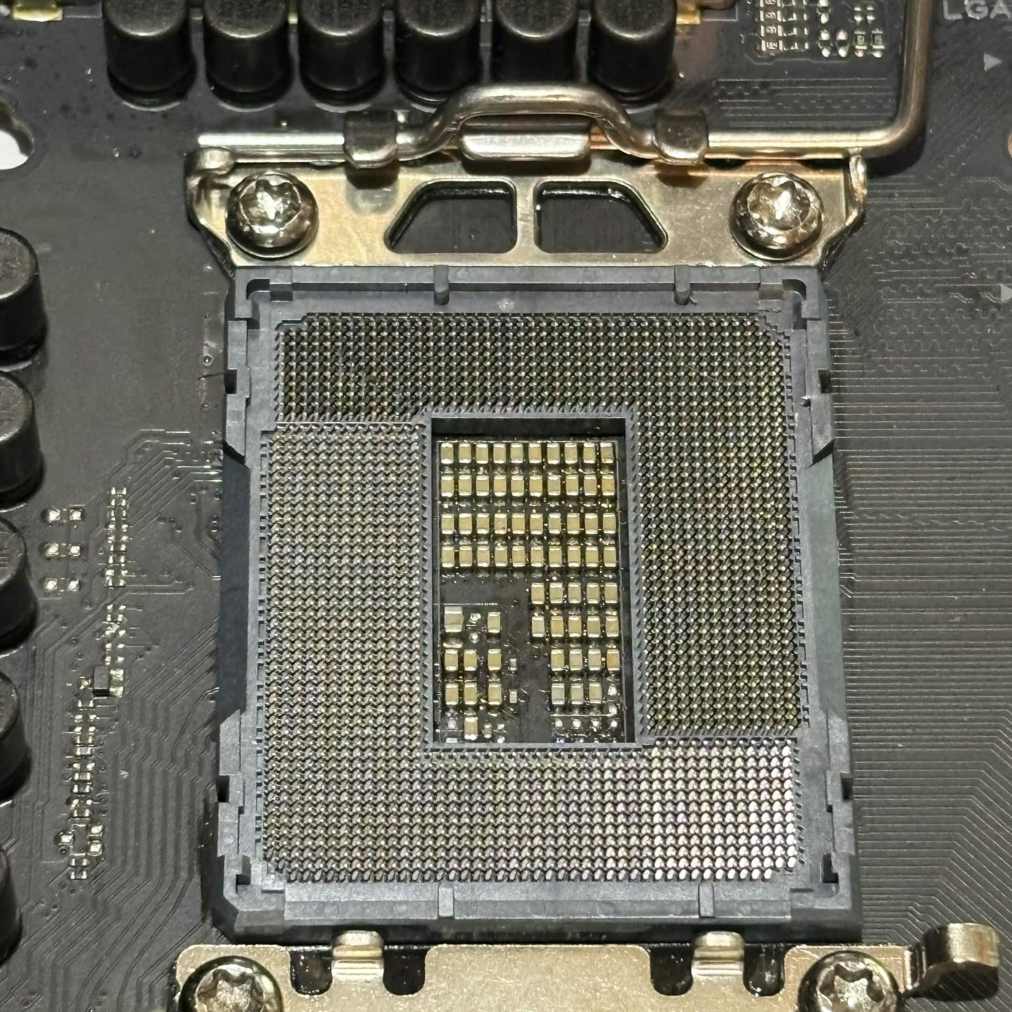 ASUS TUF Gaming Z790-Plus WiFi D4 LGA1700 ATX Motherboard | DDR4 | PCIe 5.0 | Fully Tested
