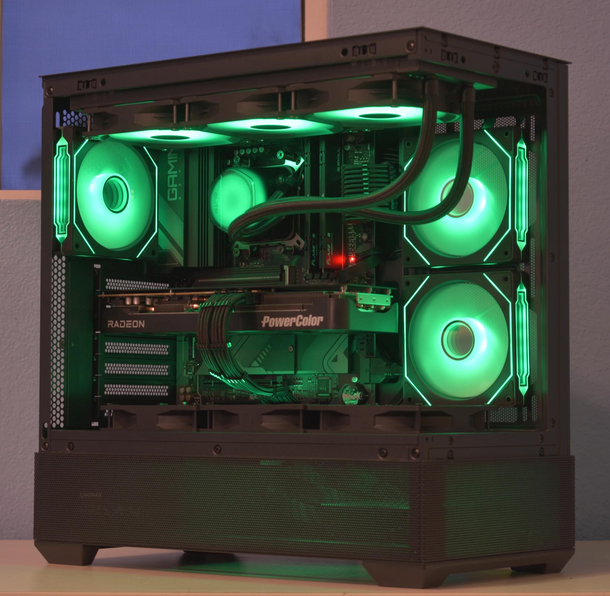 🚀Performance Gamer🚀 Ryzen 7 9700X | AMD RX 9070XT 16GB | 32GB DDR5 | 2TB nVME SSD | White RGB+Wifi