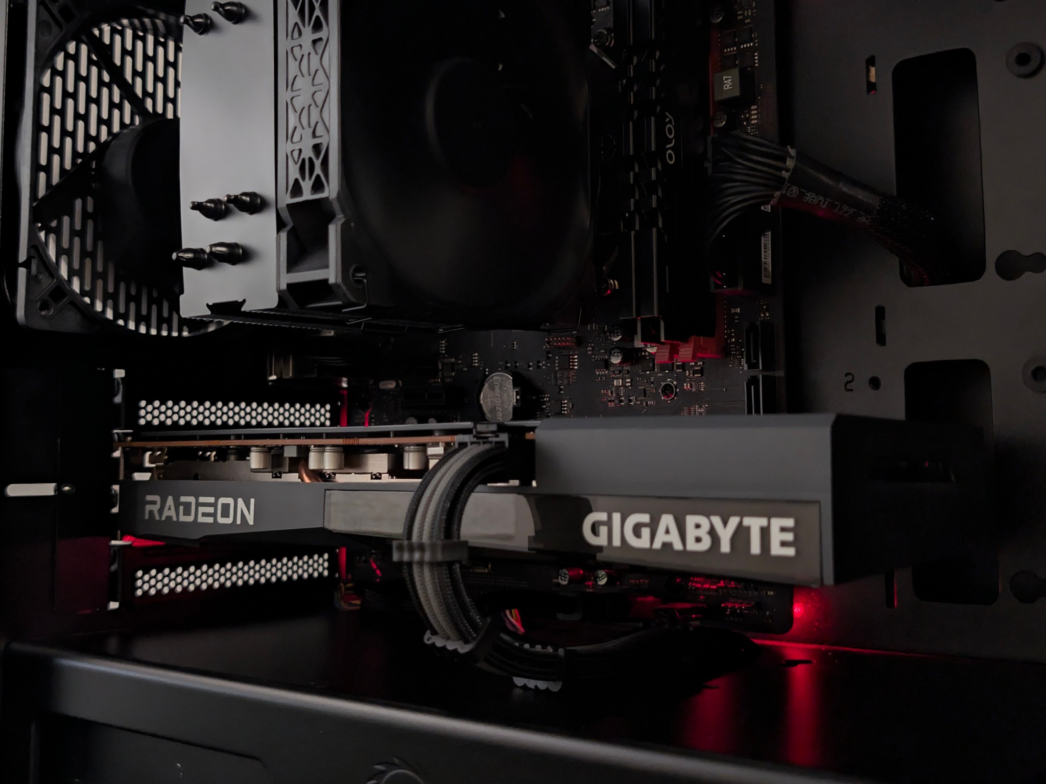🏮 Ryzen 7 + RX 6650XT (≈ RTX 2080) Gaming PC with 1TB Storage