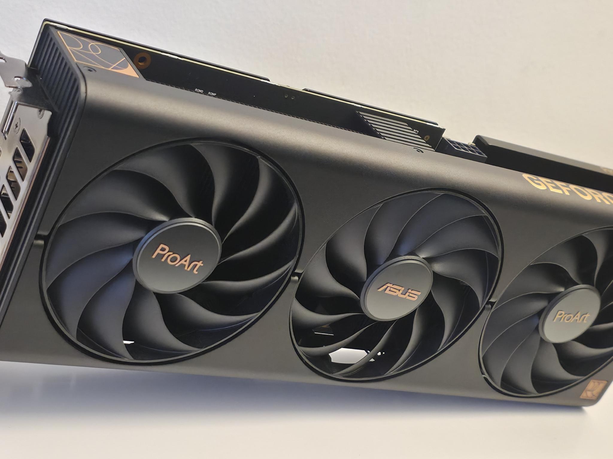 Like-new ASUS ProArt GeForce RTX 4060 OC Edition (8GB GDDR6) — PROART-RTX4060-O8G