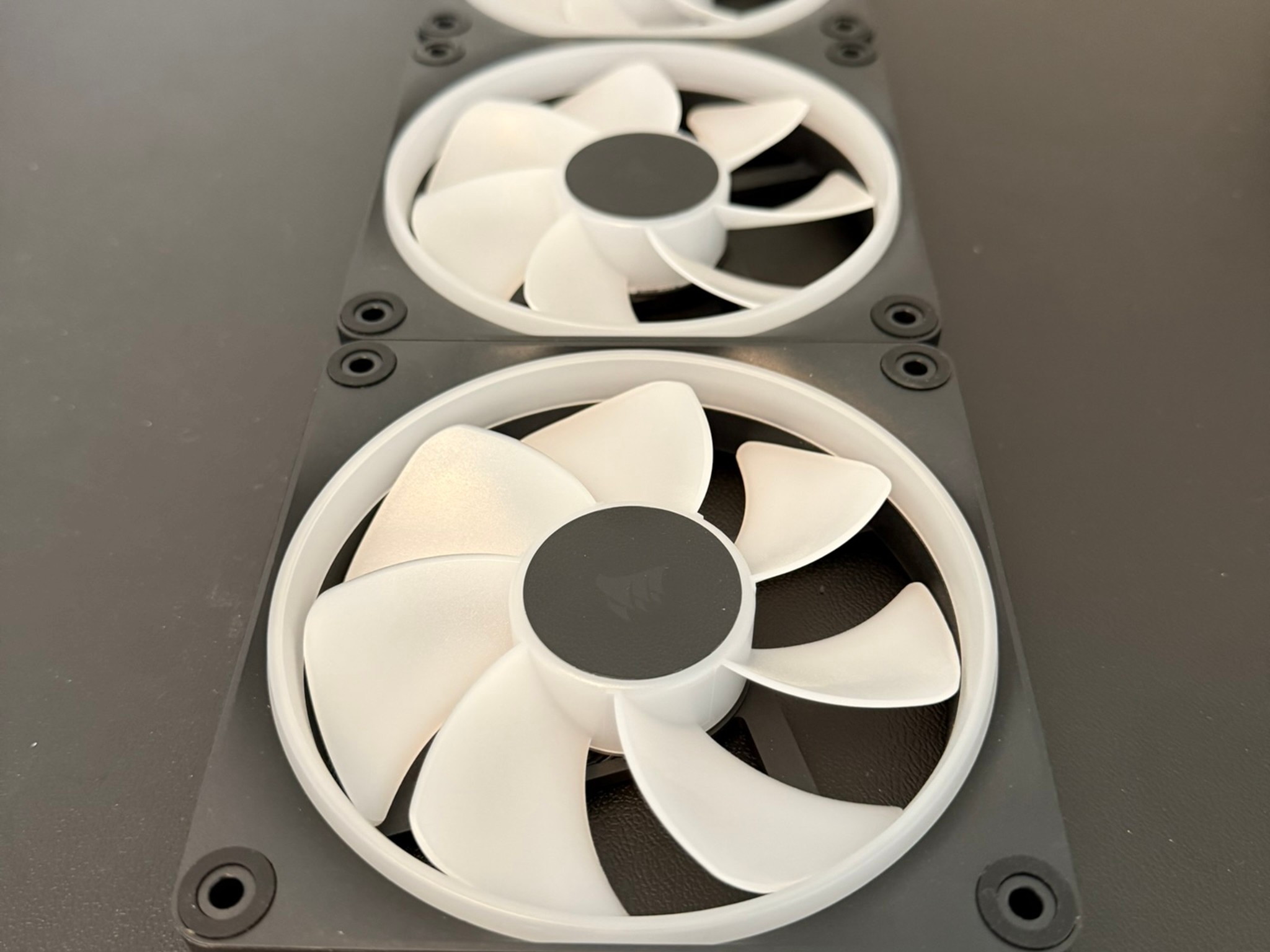 Corsair iCUE LINK LX120-R RGB 120mm Fans (3-Pack) | Excellent Condition | Box Included