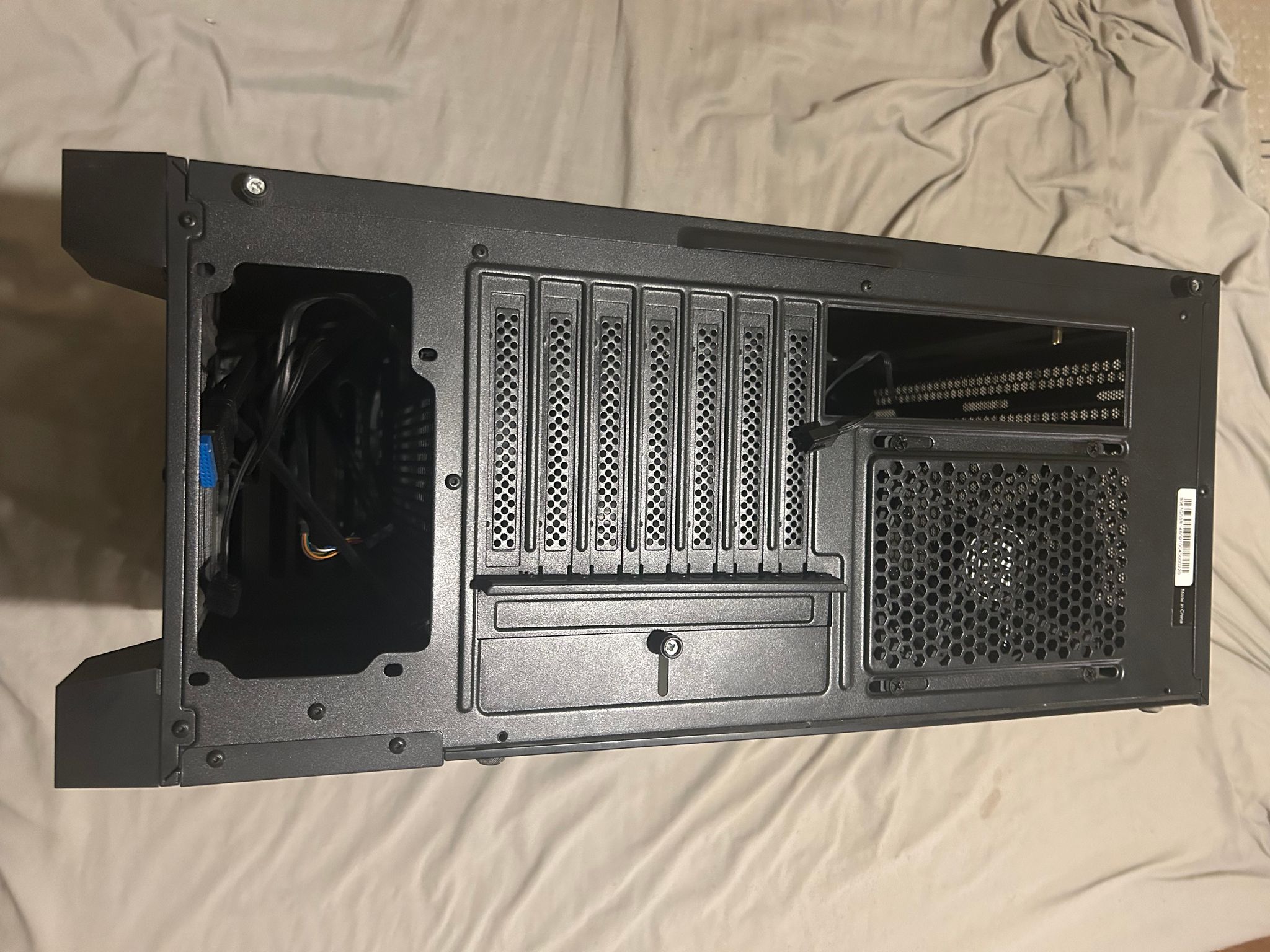 MSI MAG Forge 100R Case
