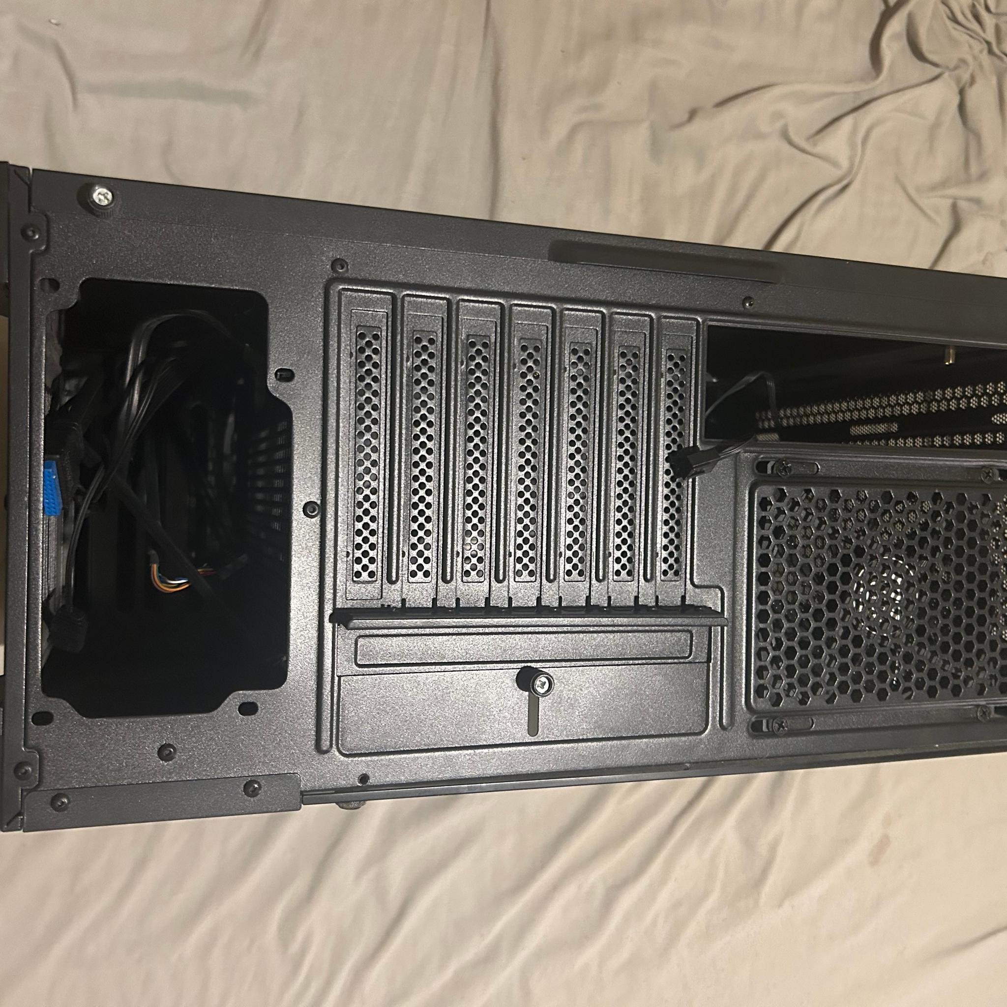 MSI MAG Forge 100R Case