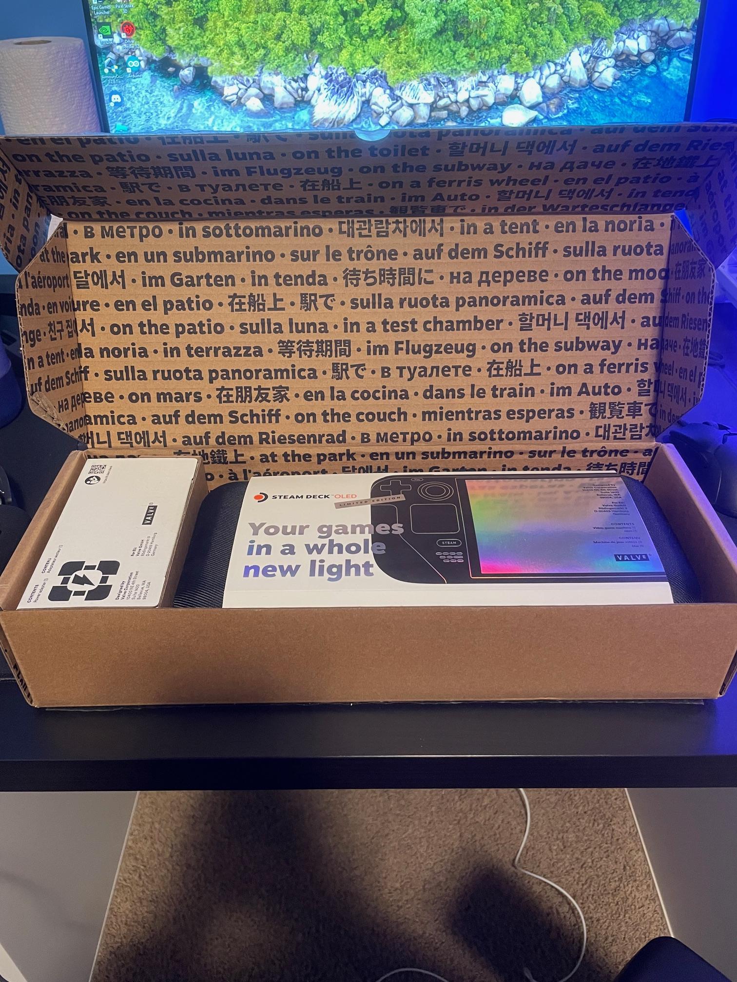 Steam Deck Limited Edition Transparent OLED 1TB