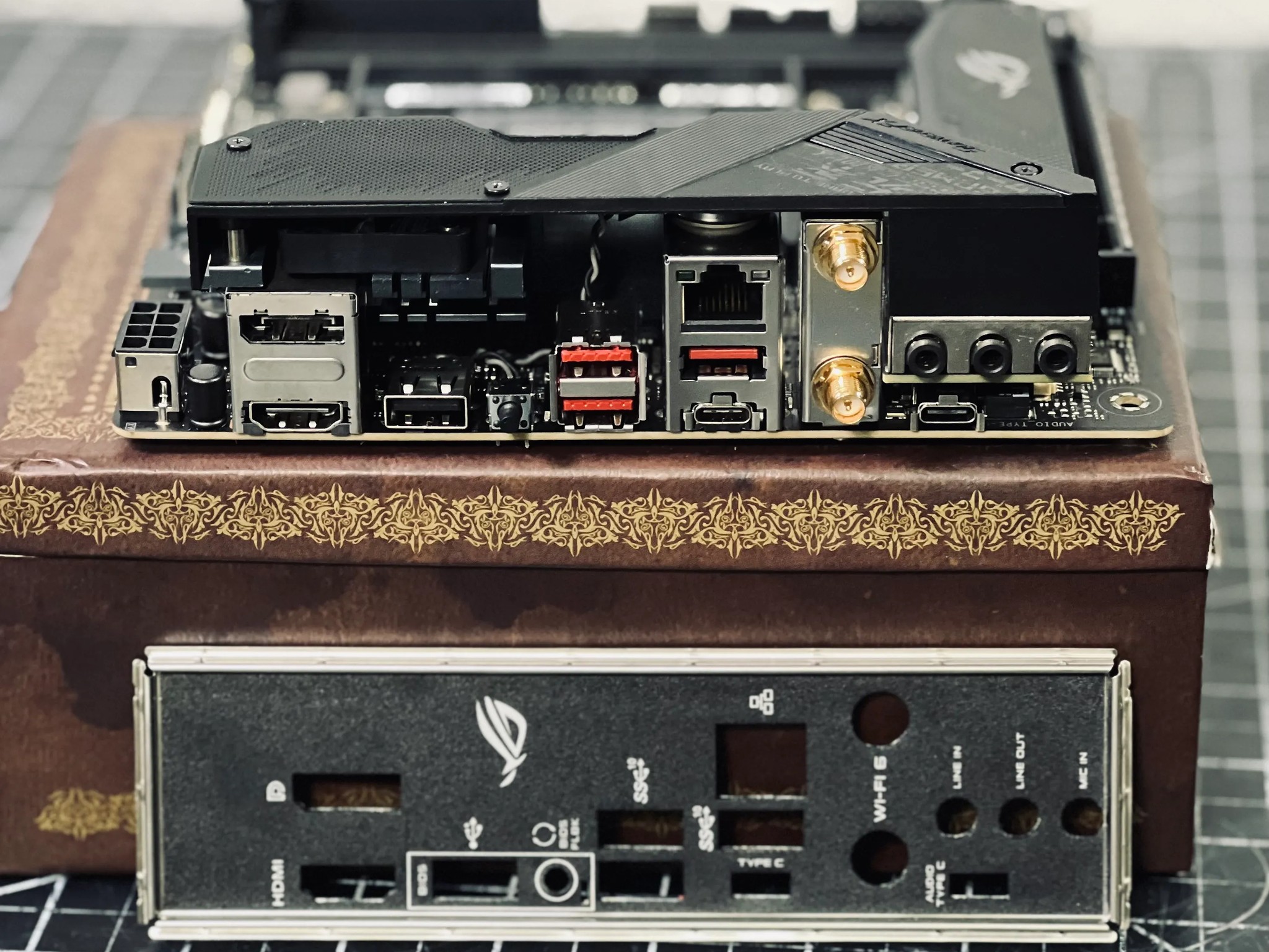 ROG Strix B550-I Gaming ITX motherboard - Ryzen 5000 series ready