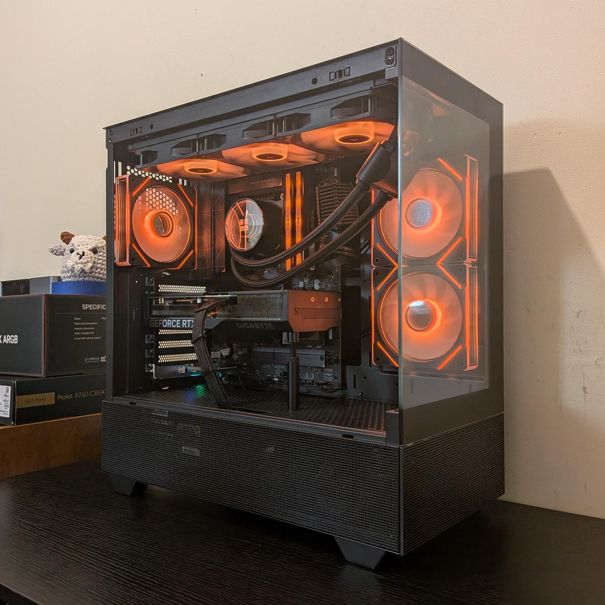 🔥🐦‍⬛ 1440p Gaming Beast | RTX 4070Ti | i7 12700KF | 2TB SSD | 32GB RAM | WiFi 6 & Bluetooth 🐦‍⬛🔥