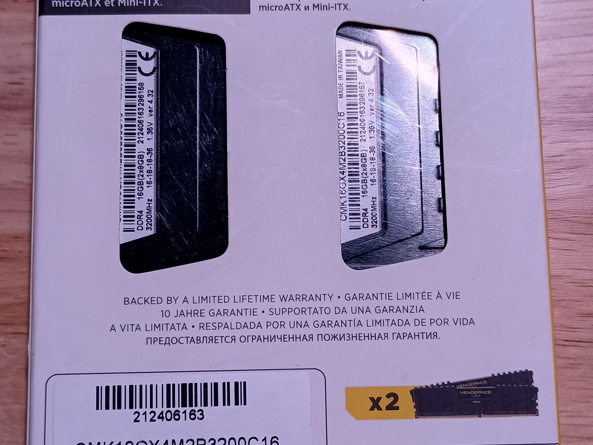 16gb DDR4 3200mhz - Corsair Vengeance LPX memory kit, 16gb (2x 8gb) 3200mhz C16
