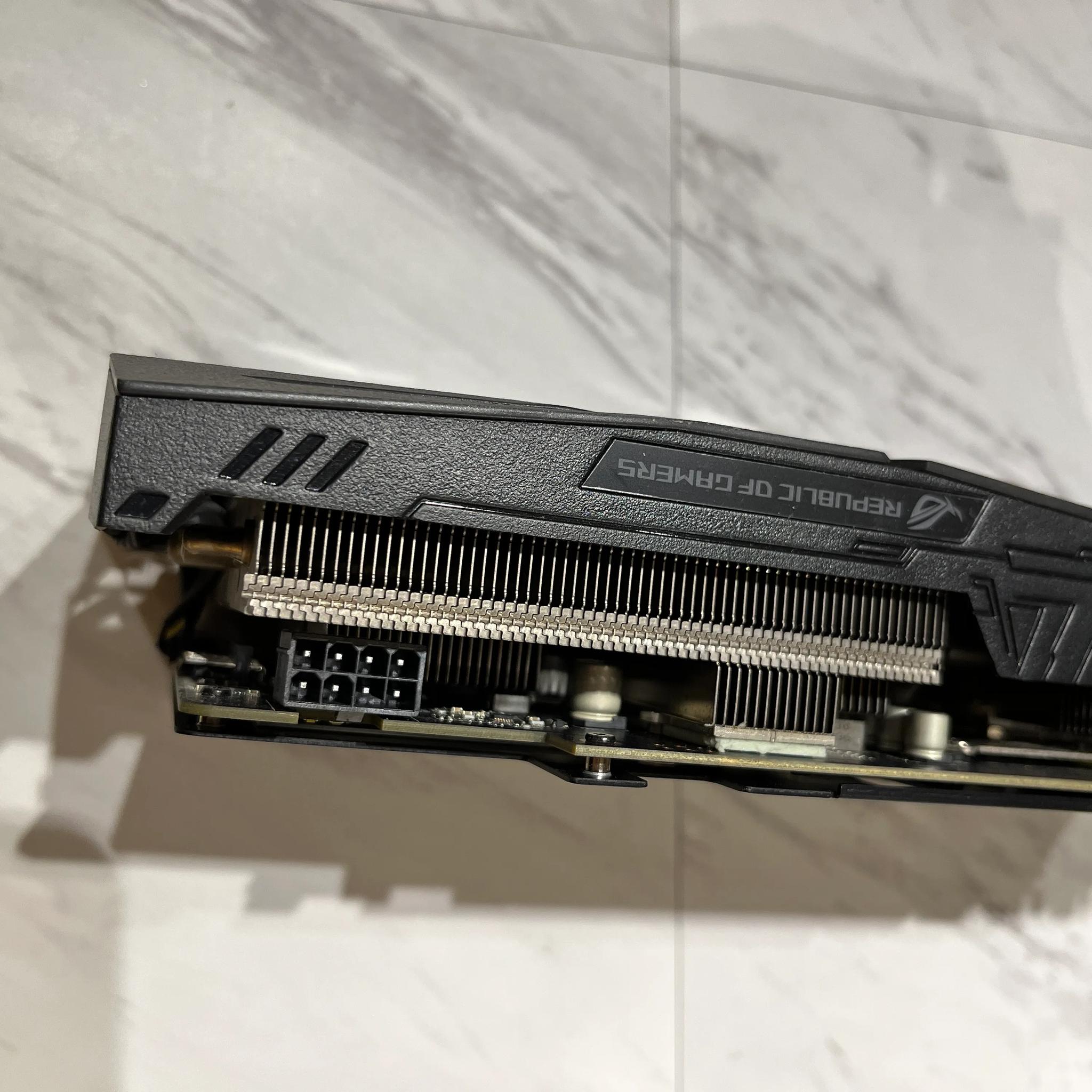 Used ASUS ROG 1070 Ti 8GB GPU