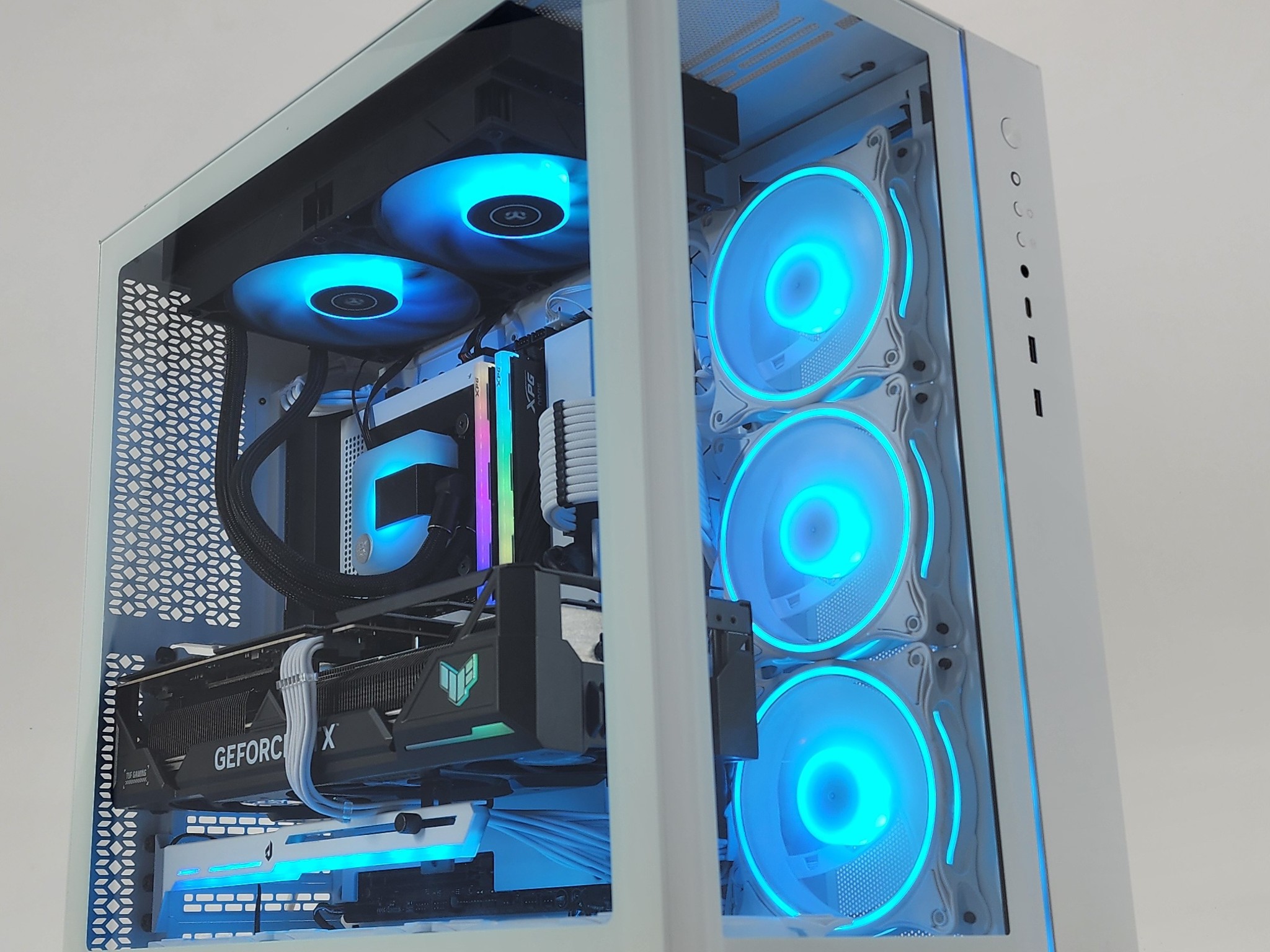 Gaming PC i7-14700KF 32GB RAM 1TB SSD RTX 4080 16GB Windows 11 Computer