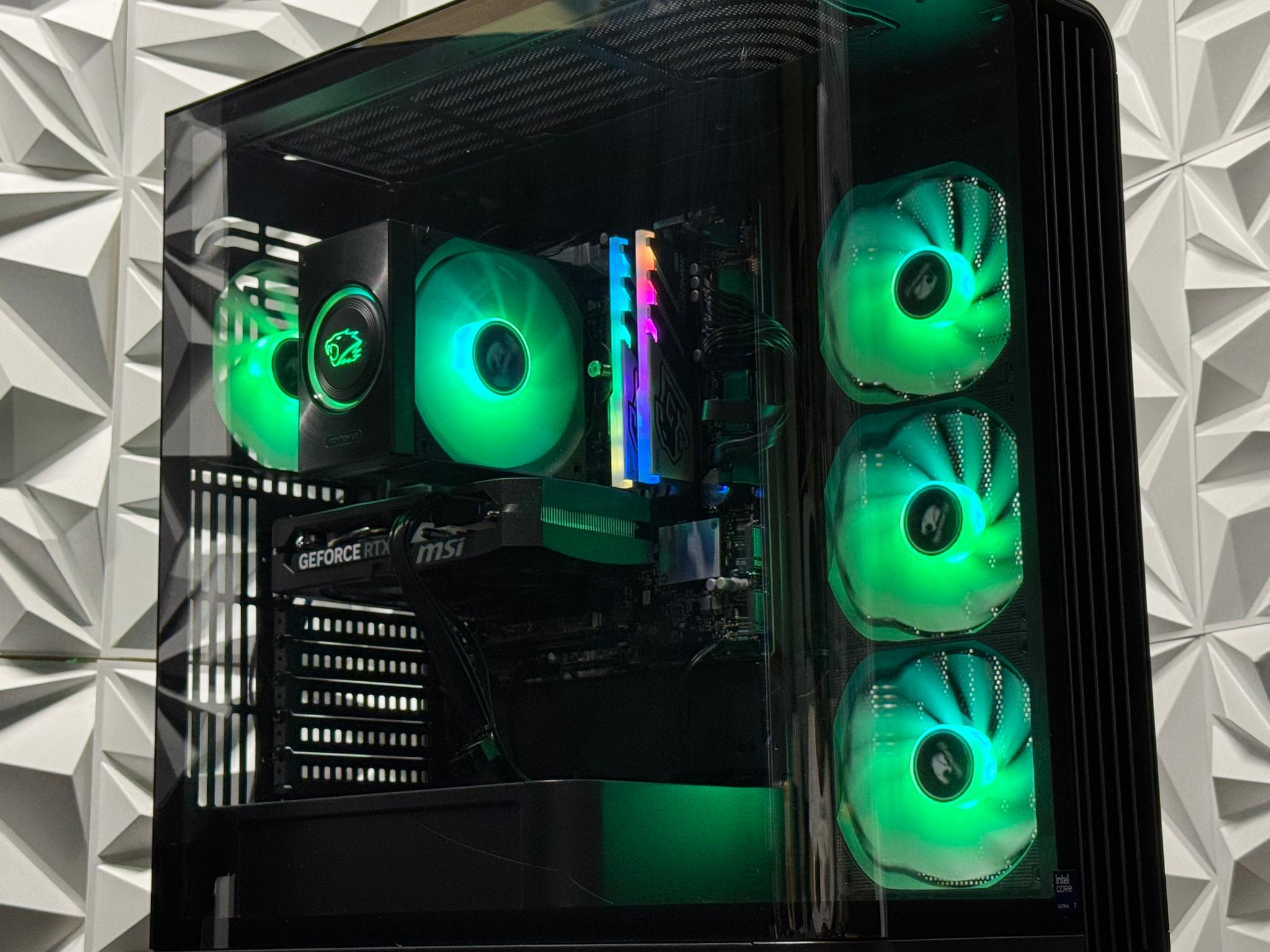 RTX 5060 / Ultra 7 265F / 32GB DDR5 Ram / 1TB SSD / Gaming pc / streaming pc / work pc