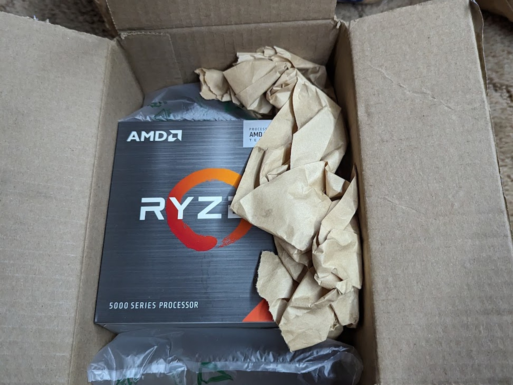 AMD 3700X