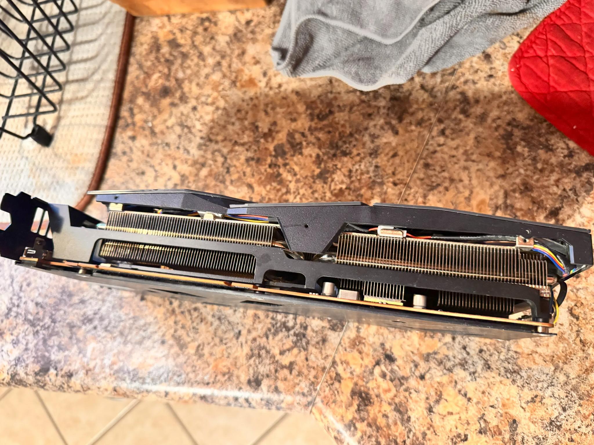 ASUS ROG Strix RX 5600XT