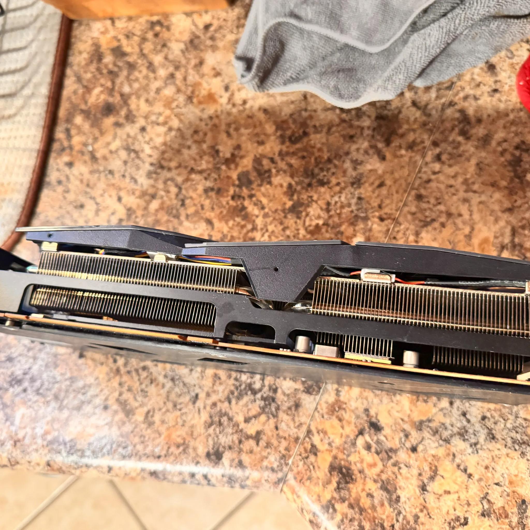 ASUS ROG Strix RX 5600XT