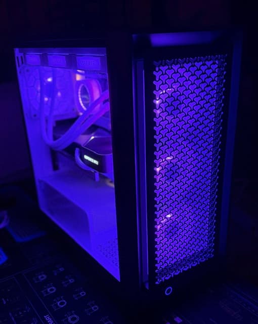Corsair 4000D VAULT NOVA #1337 | Ryzen 9 9950X3D | RTX 5080 FE | 64GB | 6TB