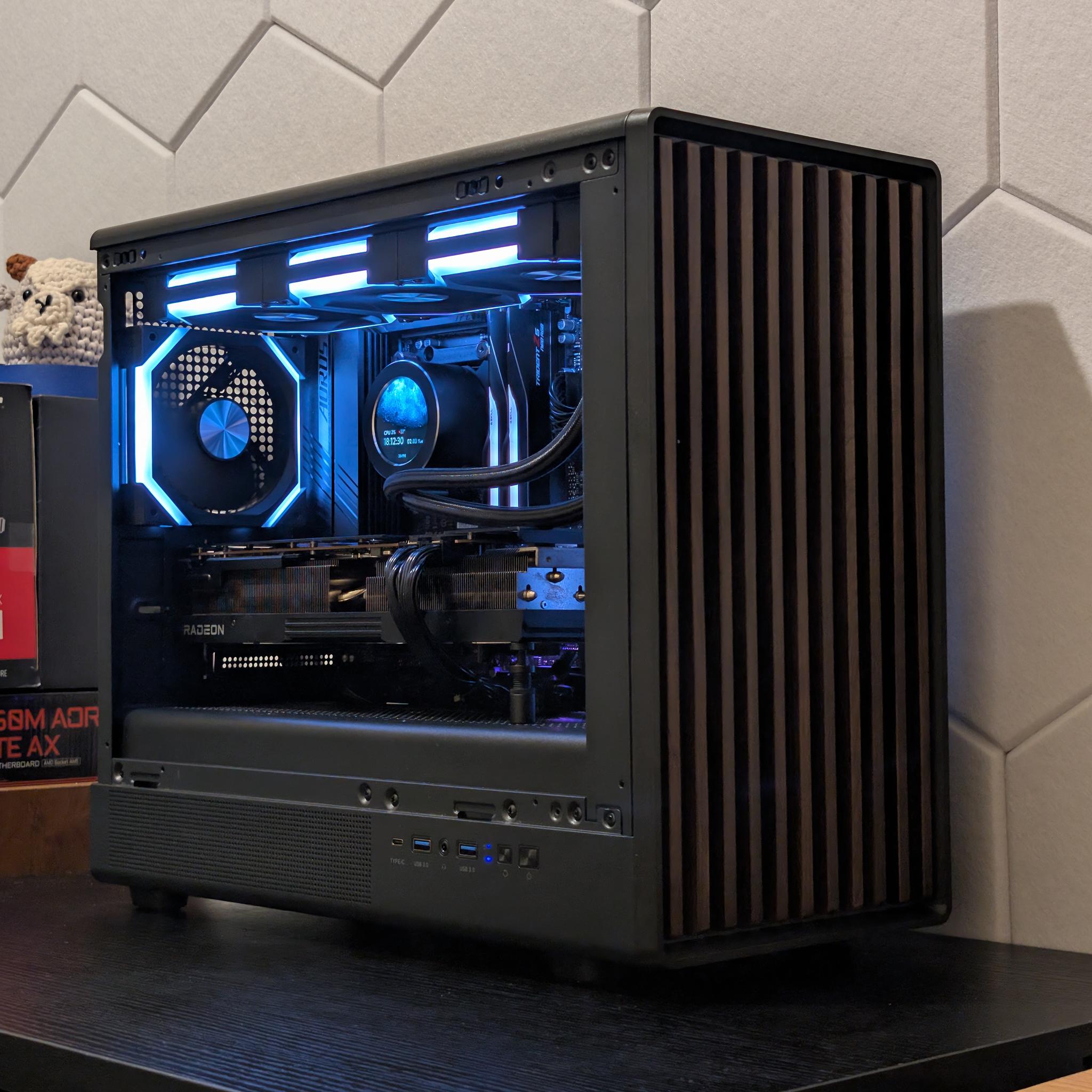 🐦‍⬛🪵4K Gaming Beast | RX 7900XTX | Ryzen 7 7800X3D | 2TB SSD | 32GB RAM | WiFi 6 & BT🪵🐦‍⬛