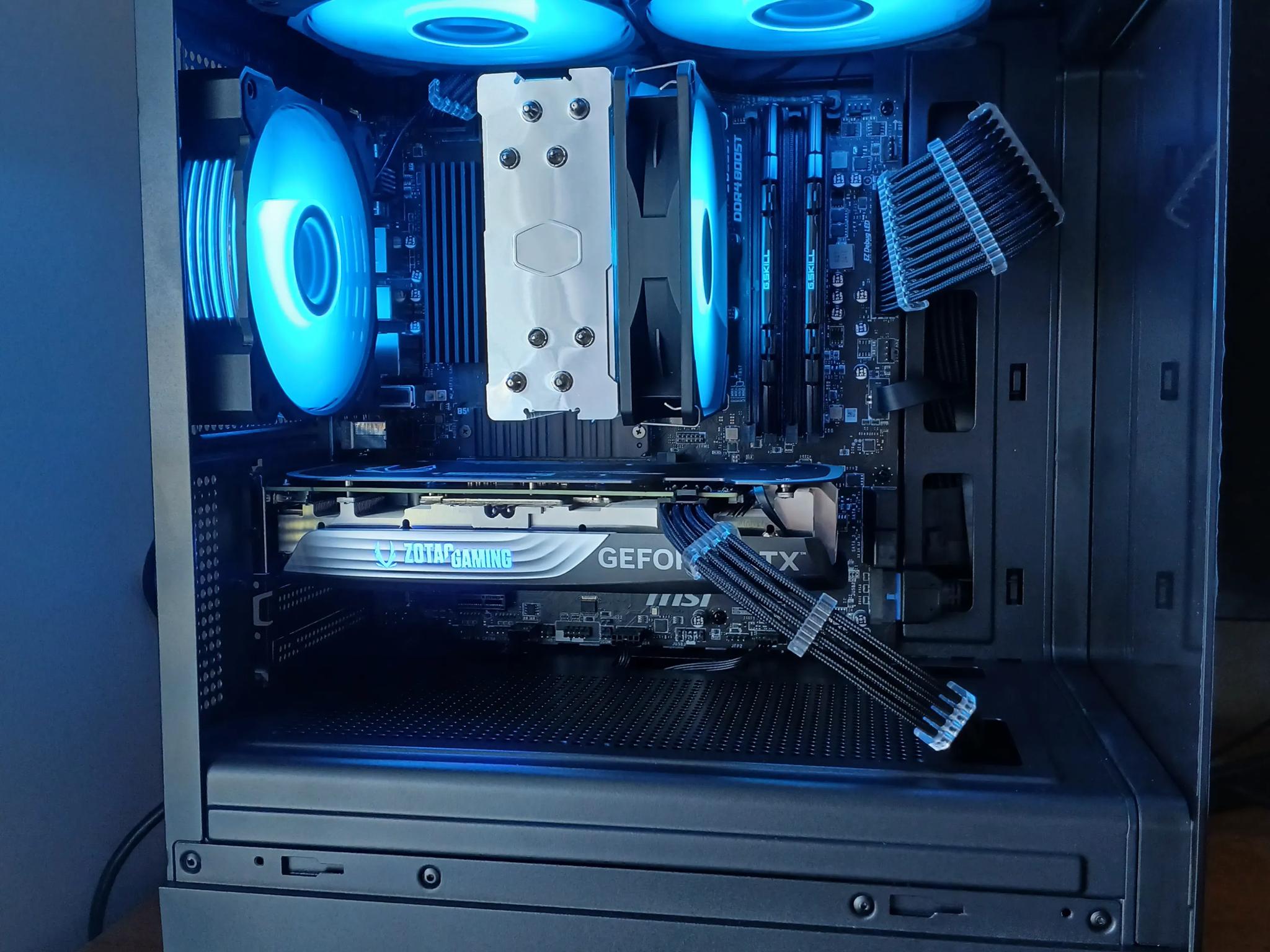 RTX 4060 Ti | Ryzen 7 5700X | 32GB RAM