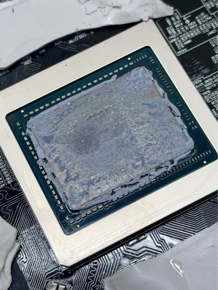 Gigabyte AORUS GeForce RTX 2080 Ti Xtreme 11GB Graphics Card
