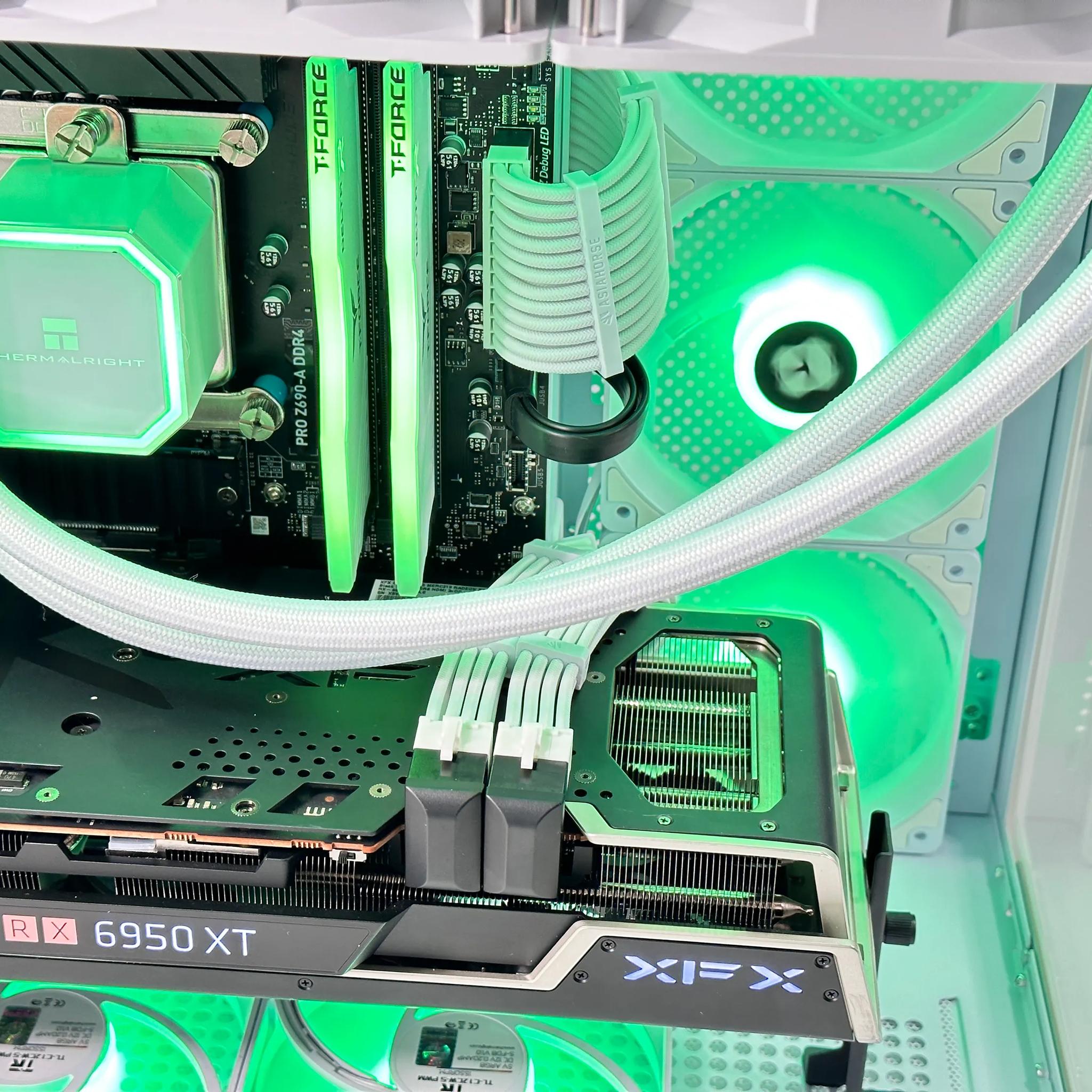 Red Team❤️AMD RX 6950XT 16GB🔺Ryzen 7 5800X3D 3D V-Cache 8-core🔺32GB DDR4🔺1TB NVME SSD