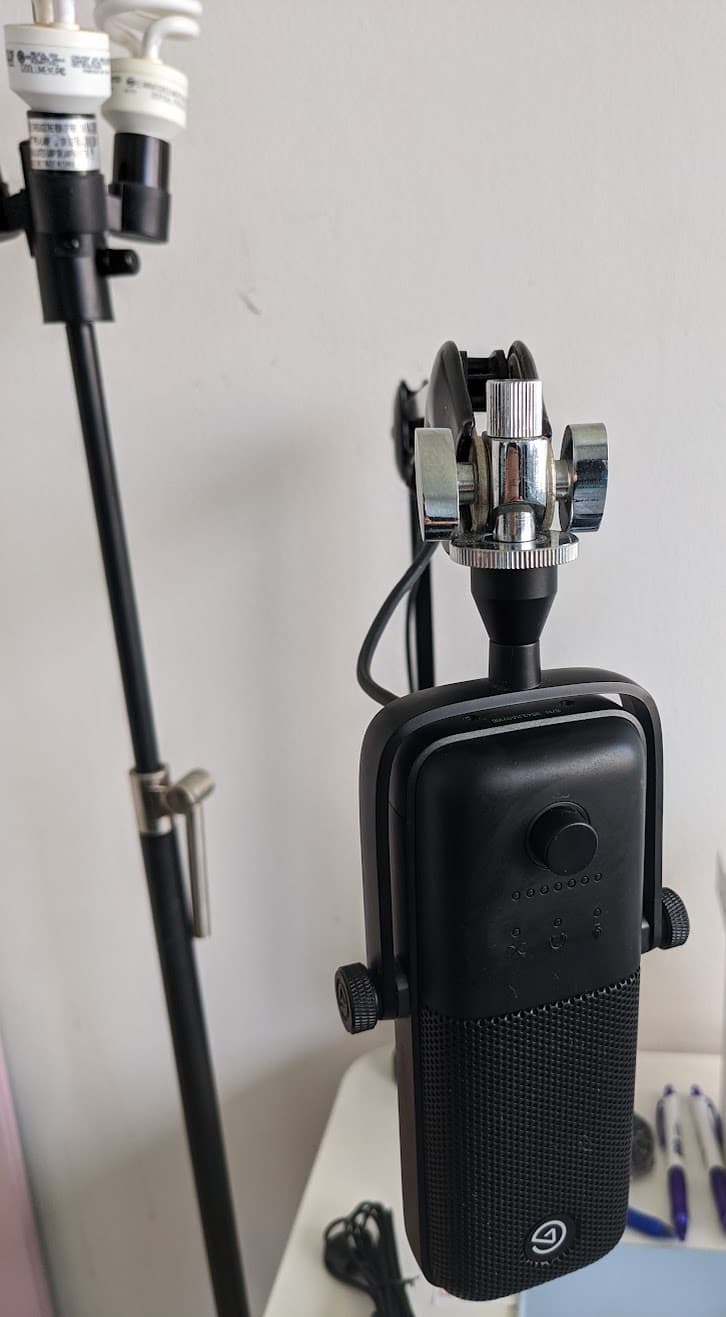 Elgato Wave 3 Microphone + Rode PSA1 Swing Arm