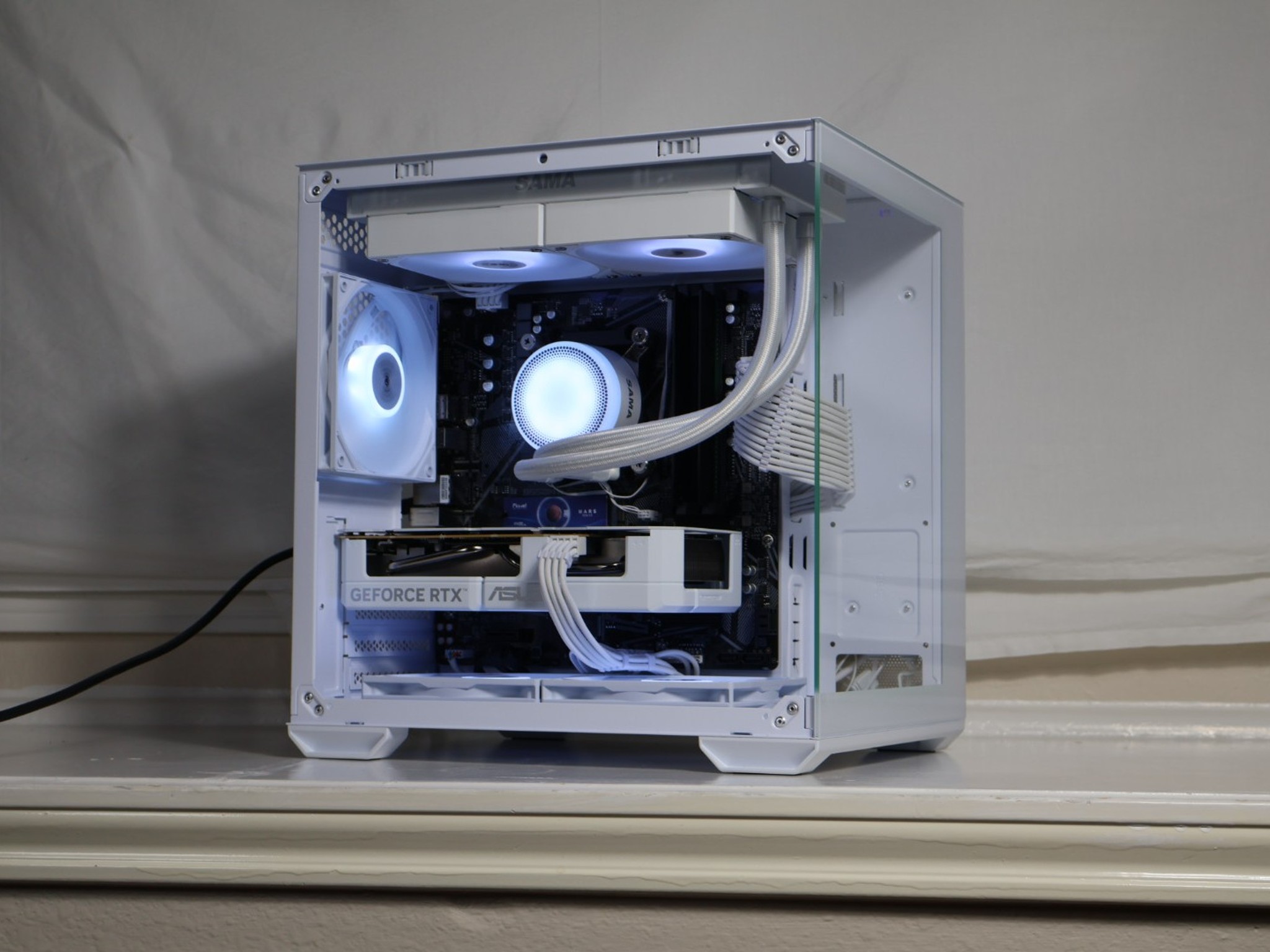 ⚪Dry Ice | RTX 5060 Ryzen 5⚪