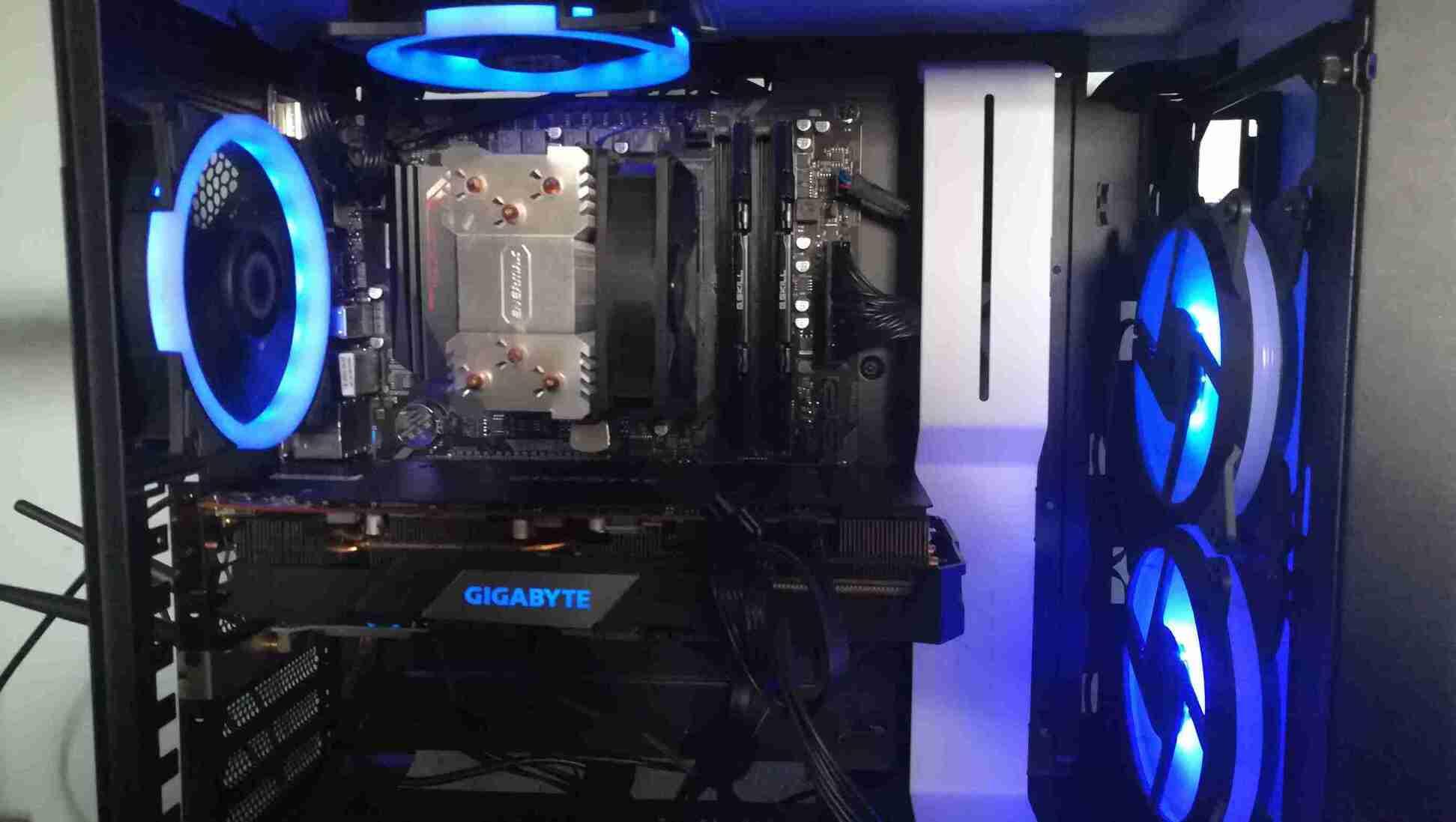 Gigabyte 5700XT 8GB