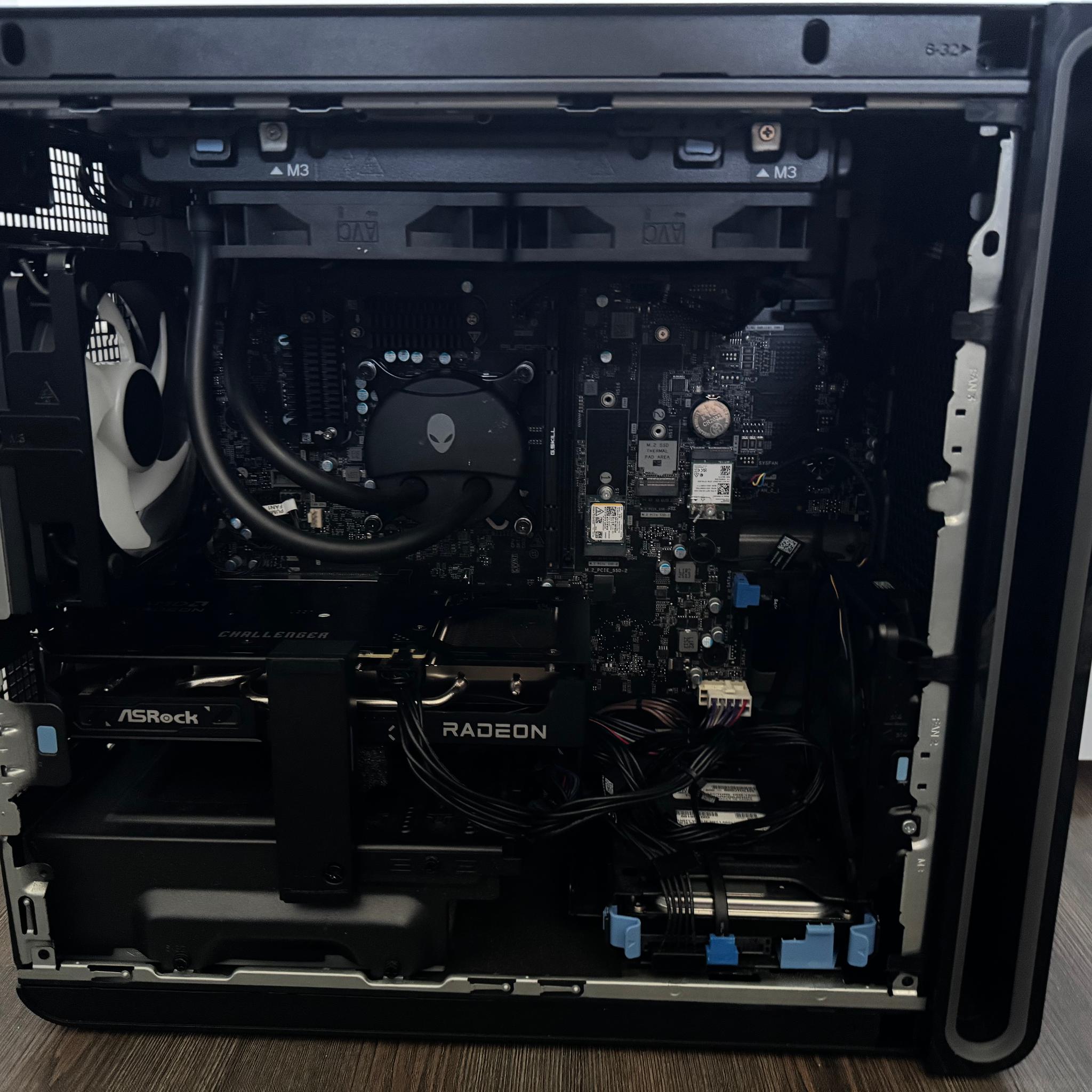 Alienware 265K 9060xt PC