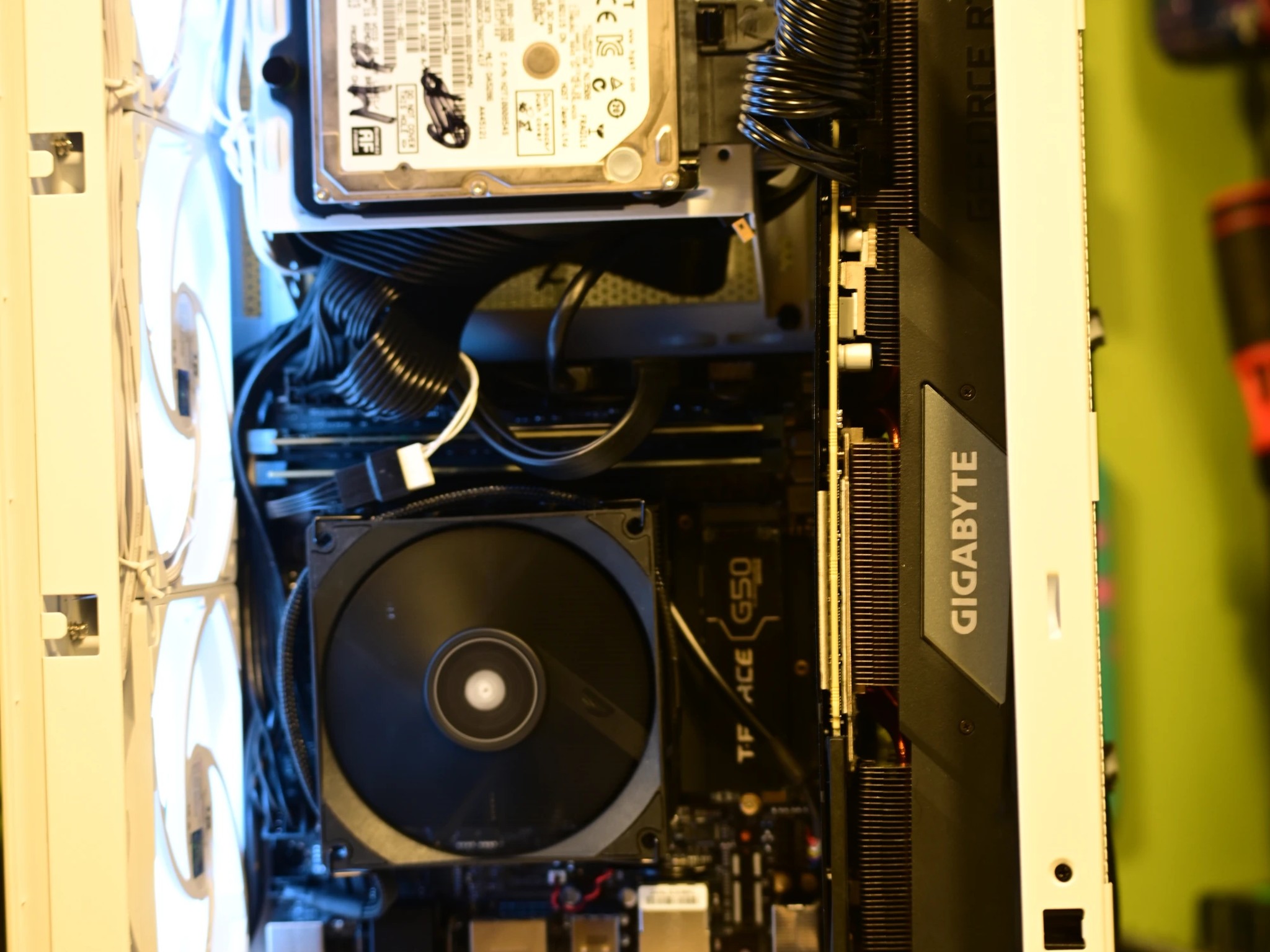 Compact White Gaming/Workstation PC (RTX 2070 Super/32GB RAM/1TB SSD+1TB HDD)