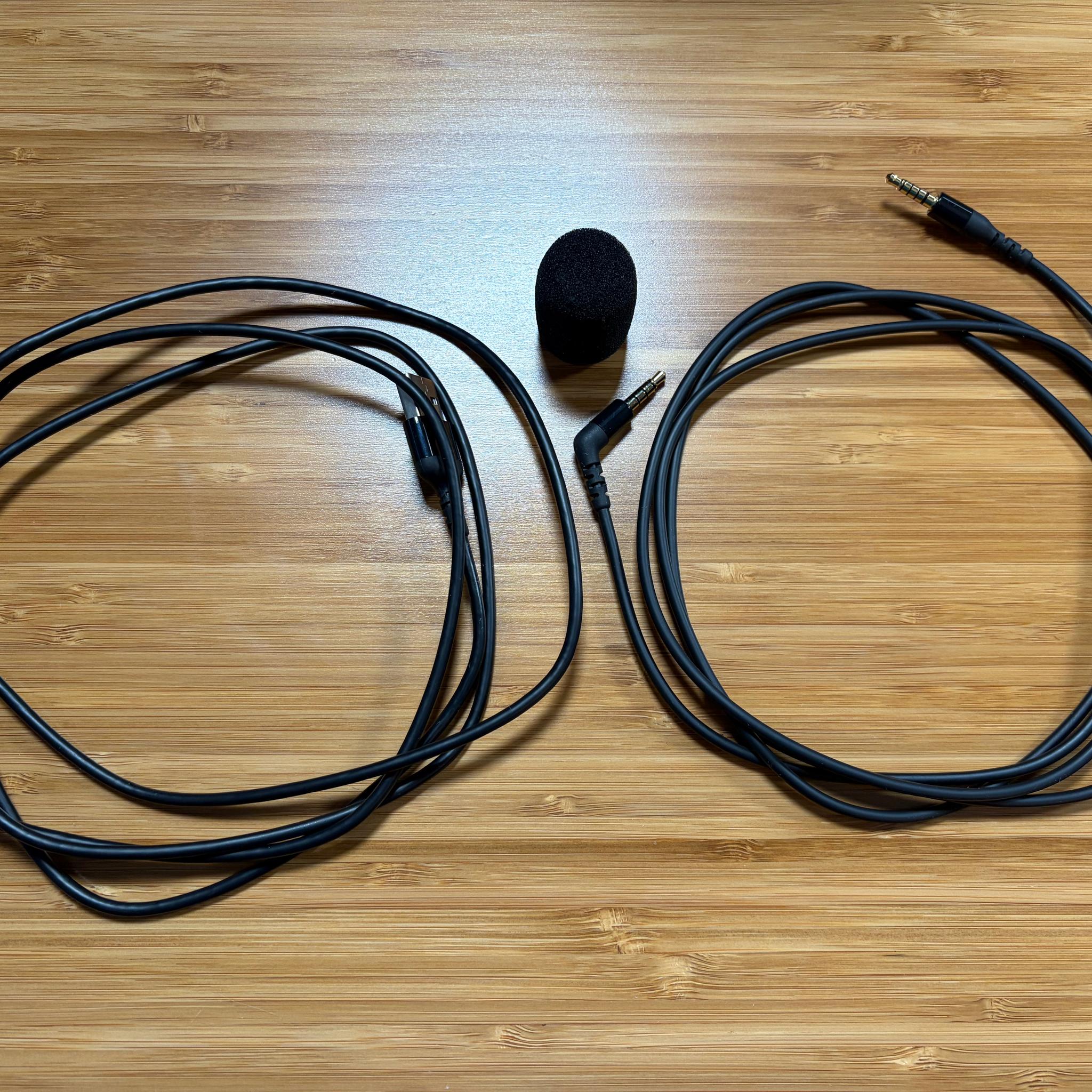 SteelSeries Arctis Nova Pro Multi-System Gaming Headset