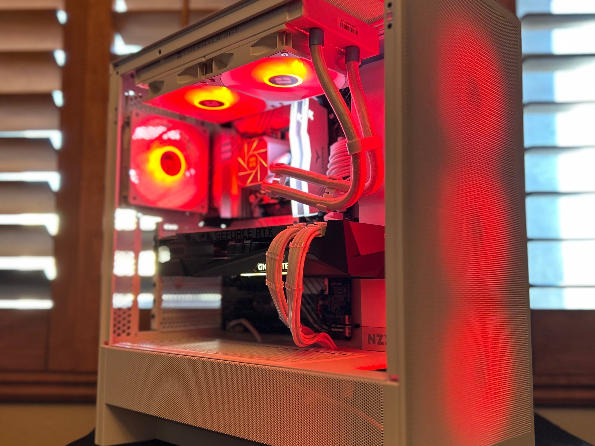 Intel Core I5 12600KF | RTX 3080 10GB| 16GB RAM