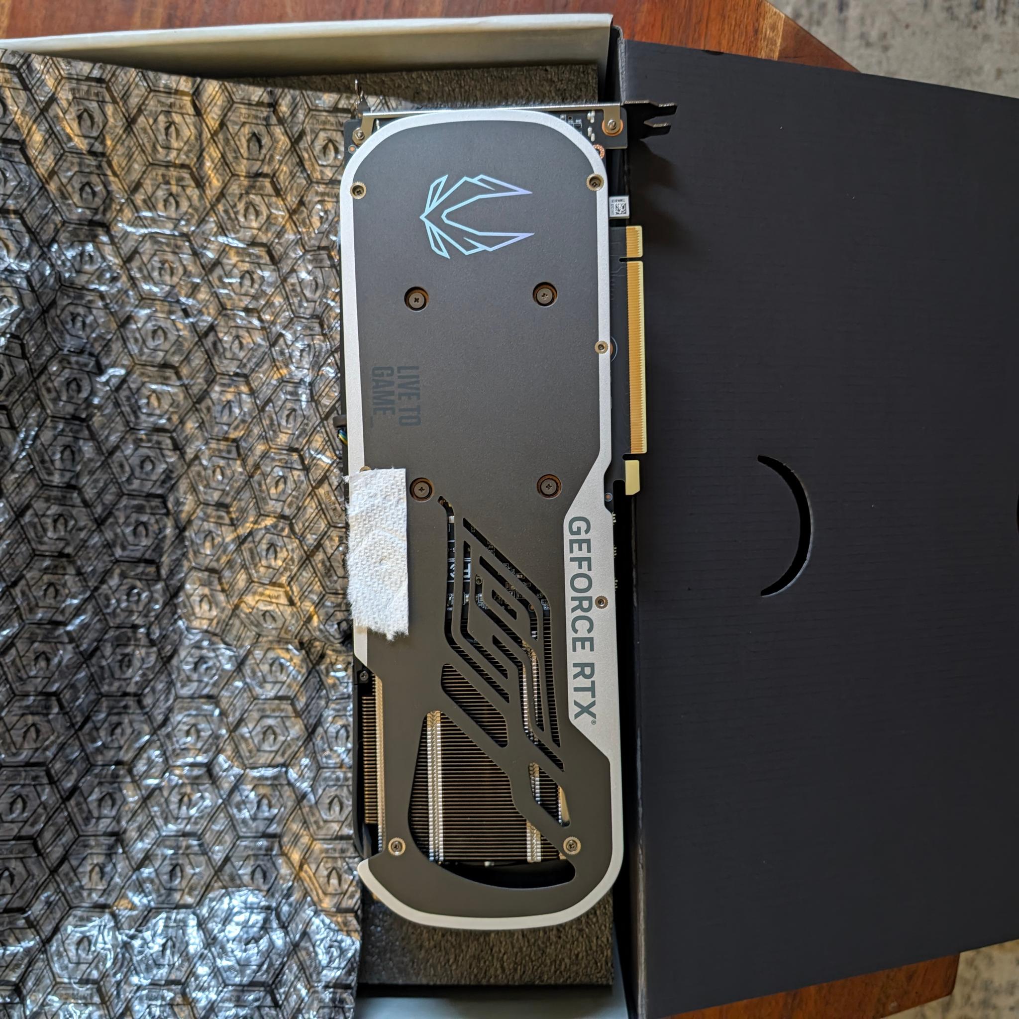 ZOTAC GAMING Trinity GeForce RTX 4070 Ti