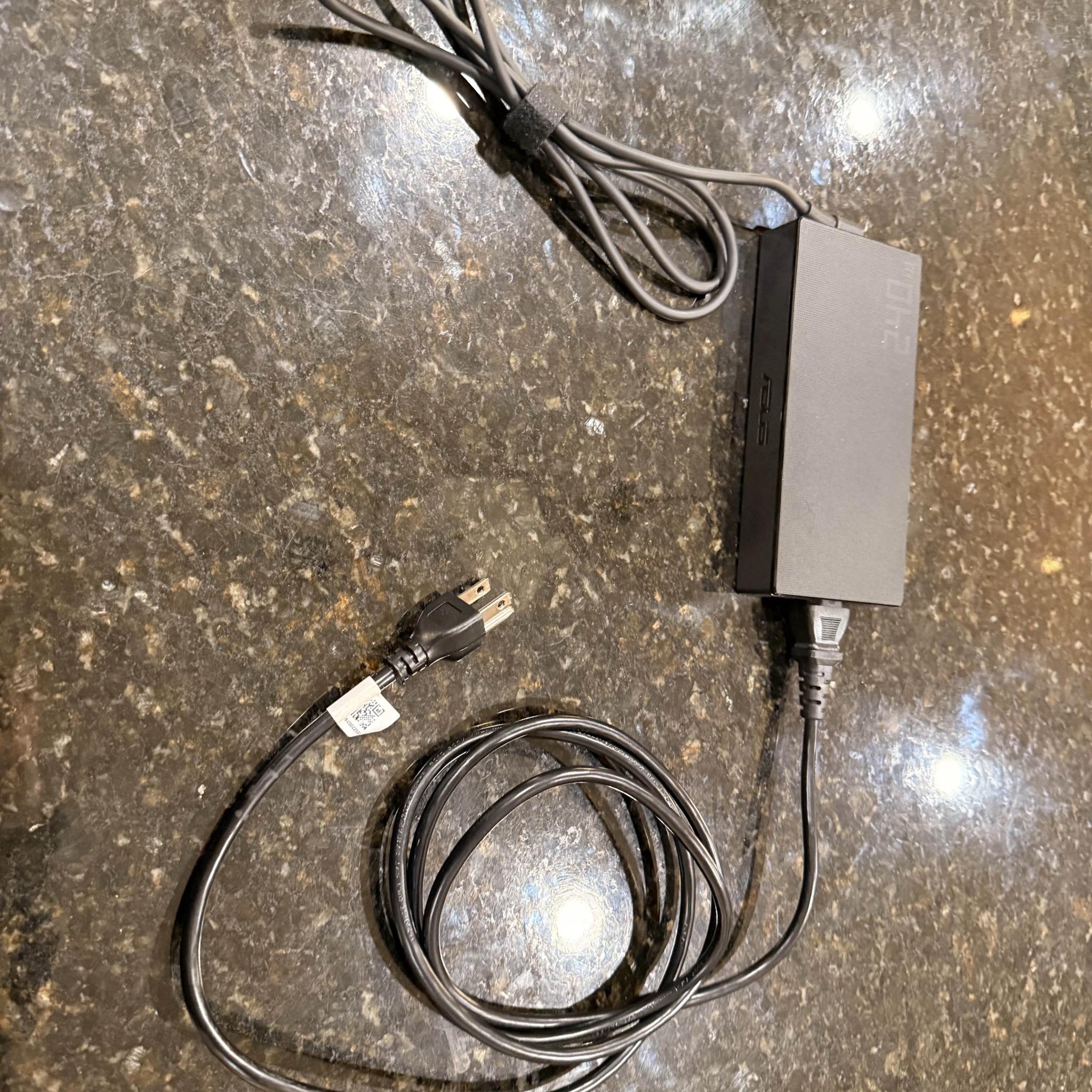 RTX 4070 | 2TB NVMe | 14 CORE CPU | ASUS GAMING LAPTOP | Thunderbolt 4 Port