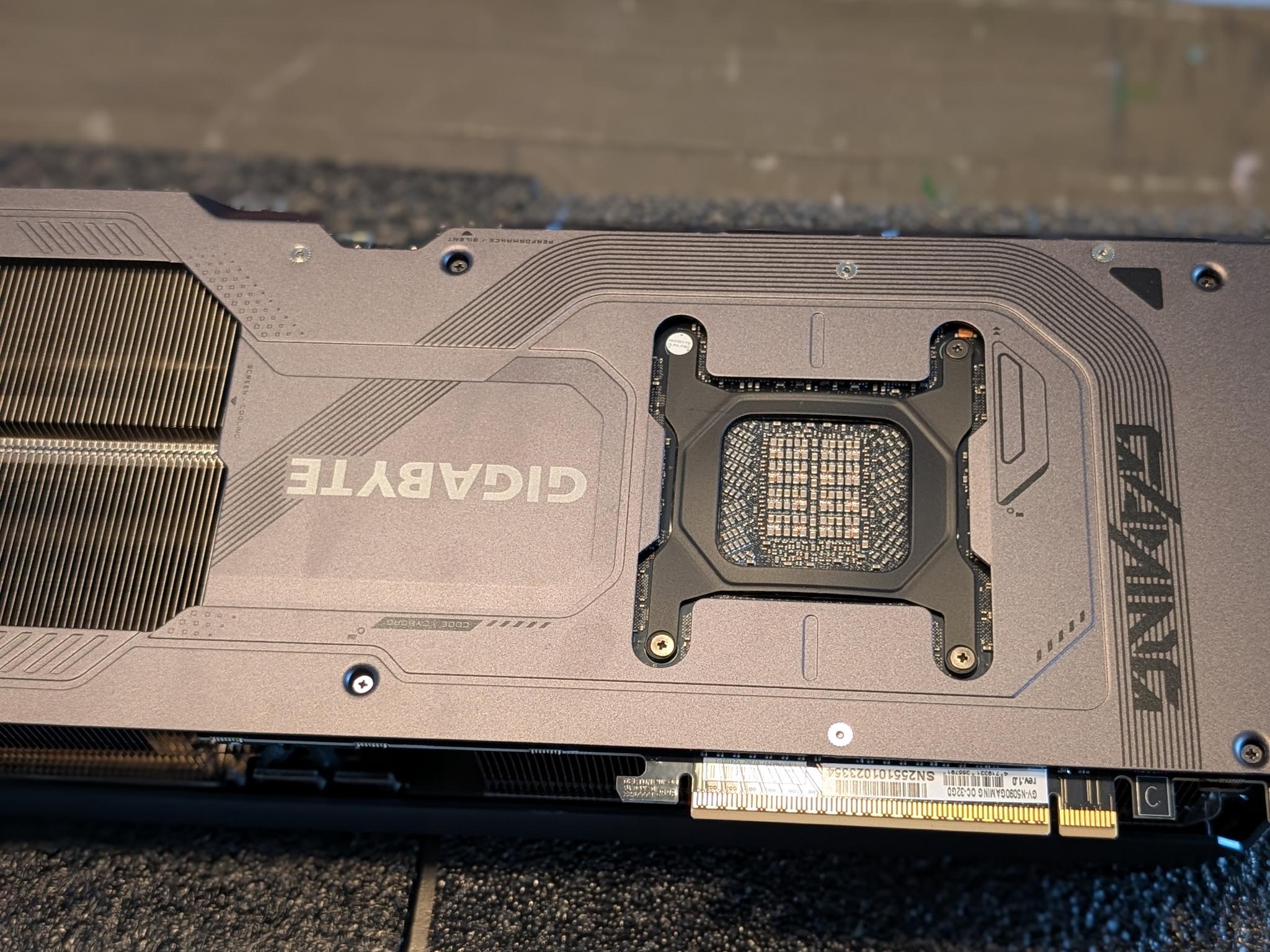 GIGABYTE GeForce RTX 5090 GAMING OC 32G