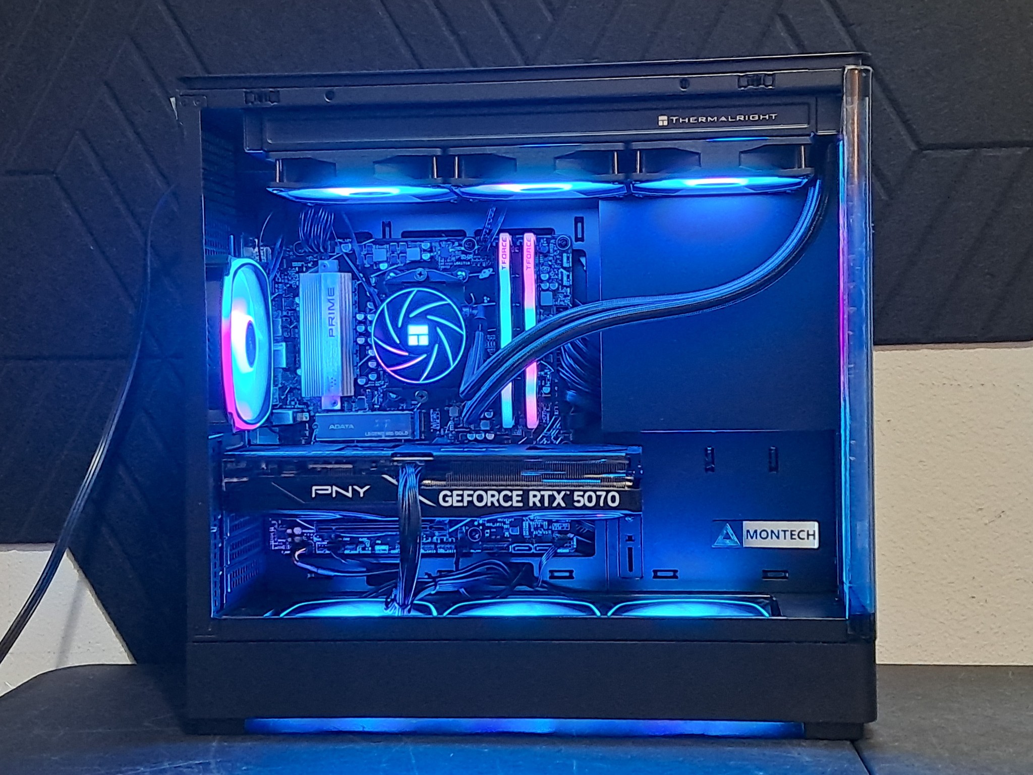 Custom RTX 5070 Gaming PC | Ryzen 5 7600X | 2TB SSD | 16GB DDR5 | WiFi!
