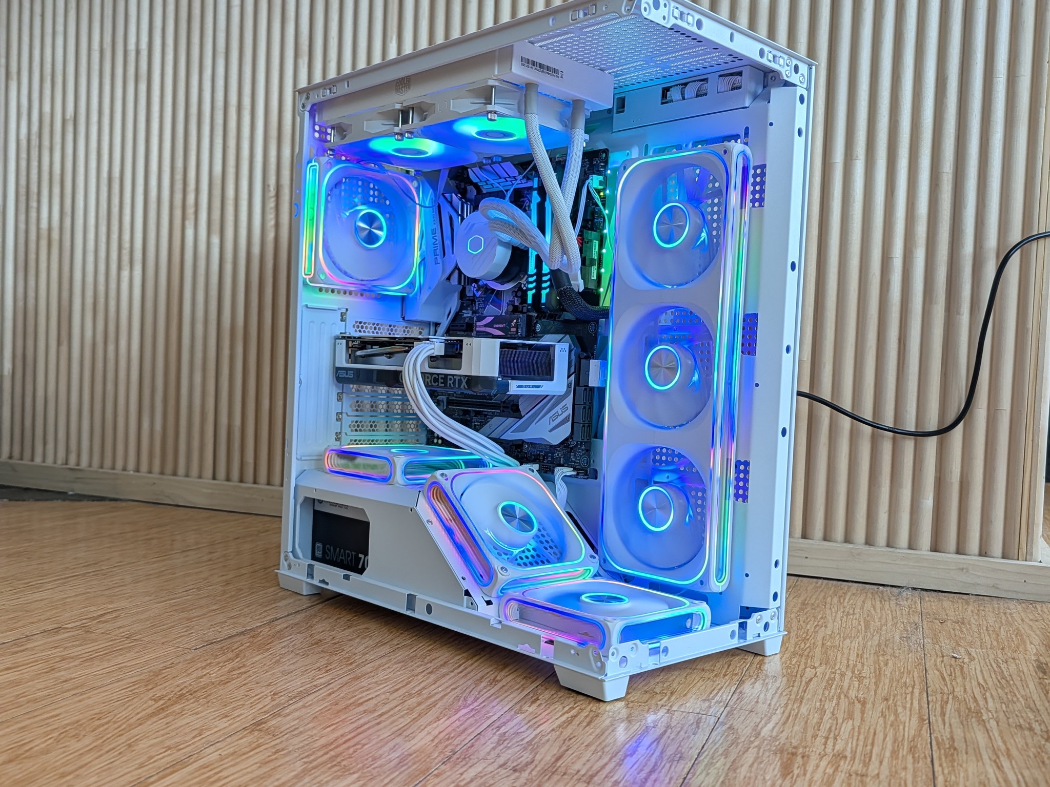Custom White Gaming PC | RTX 4060 | I7 8086K | 16GB | 500GB |