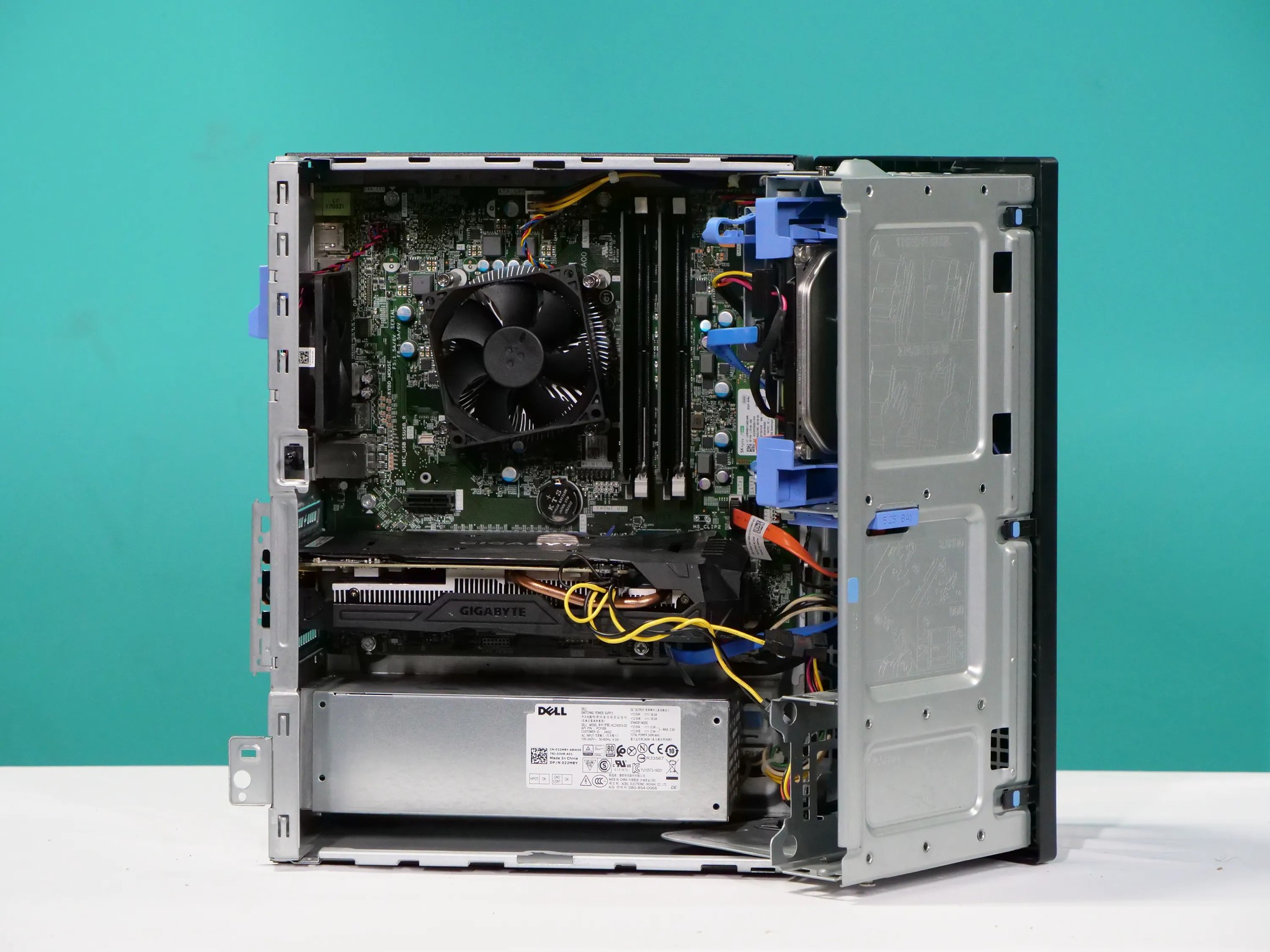 UCW Ready to Play e-sports "Optiflex 3" Build (i5-7500 + GTX 1060 3GB + 16gb RAM + 256gb nvme + 1tb)