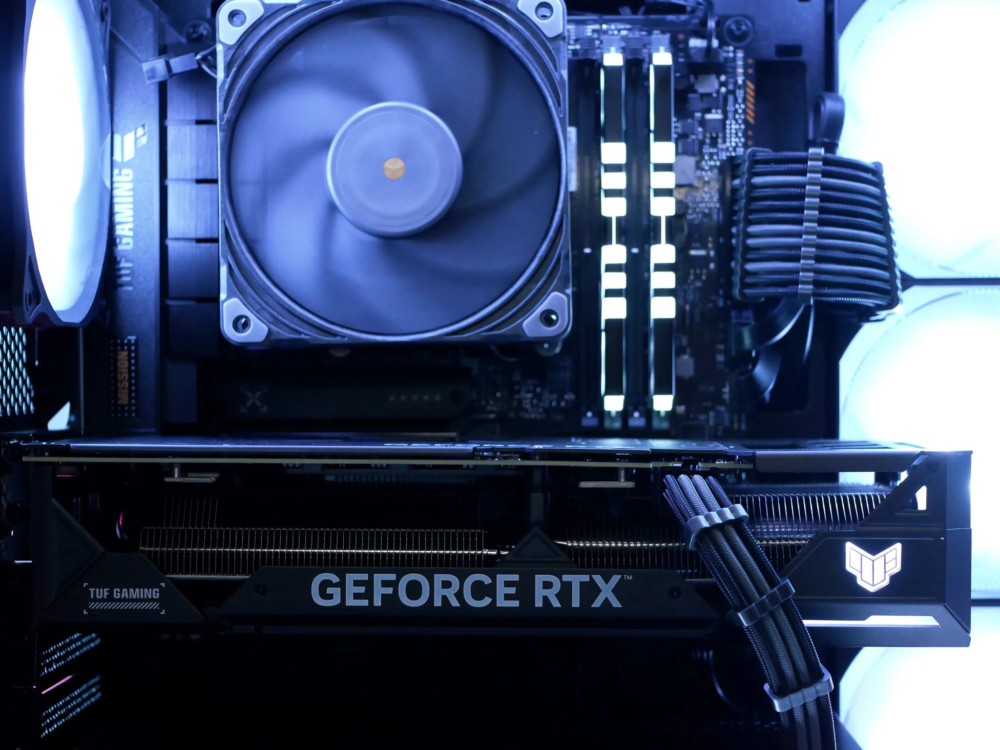 TUF Metal | RTX 4070, I5 13400F (10-core), 32gb ram Glass tower RGB PC