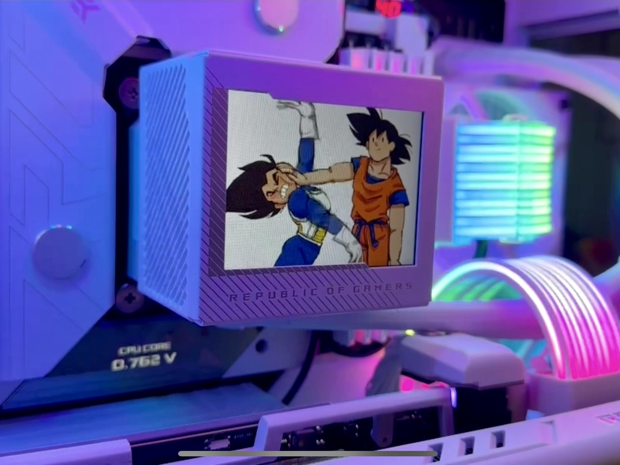 Unstoppable: 14700K, ROG 4080, 64GB 6000, 2TB, ROG FORMULA Z690, 850W, HYTE Y60, RYUJIN III 240mm