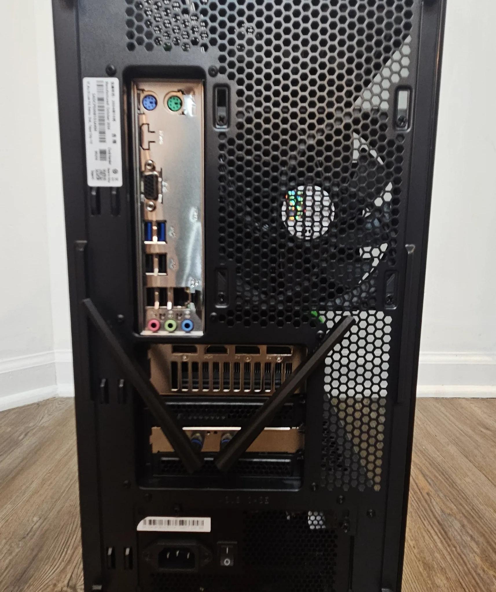 "Shadow Master" 1440p New Gaming PC Ryzen 5 5500 & Ryzen 5700XT