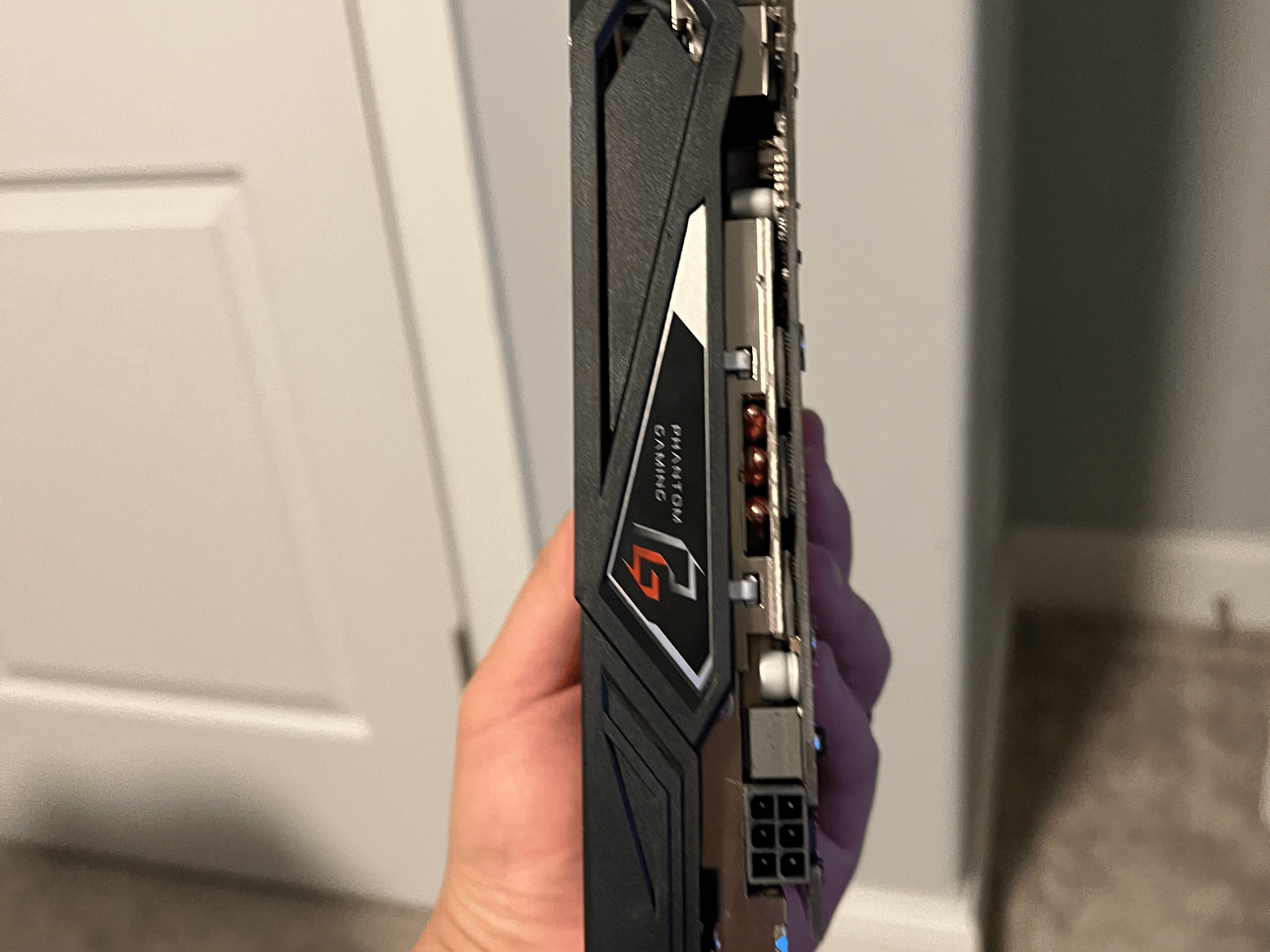 ASROCK RX 570 4GB Phantom Gaming - Paperweight Edition