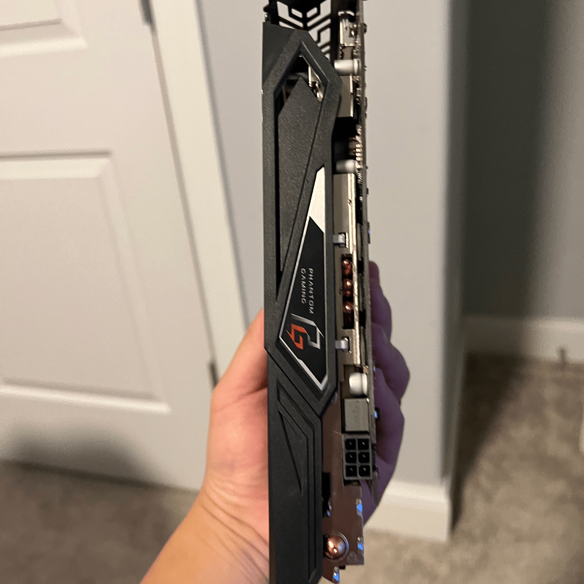 ASROCK RX 570 4GB Phantom Gaming - Paperweight Edition